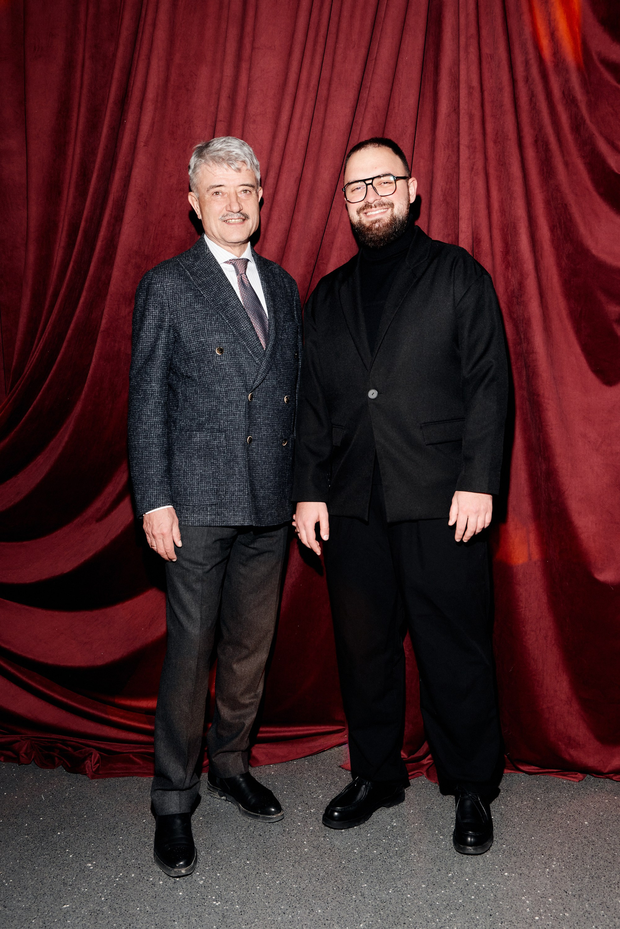 Светская хроника. Sasha Lapin