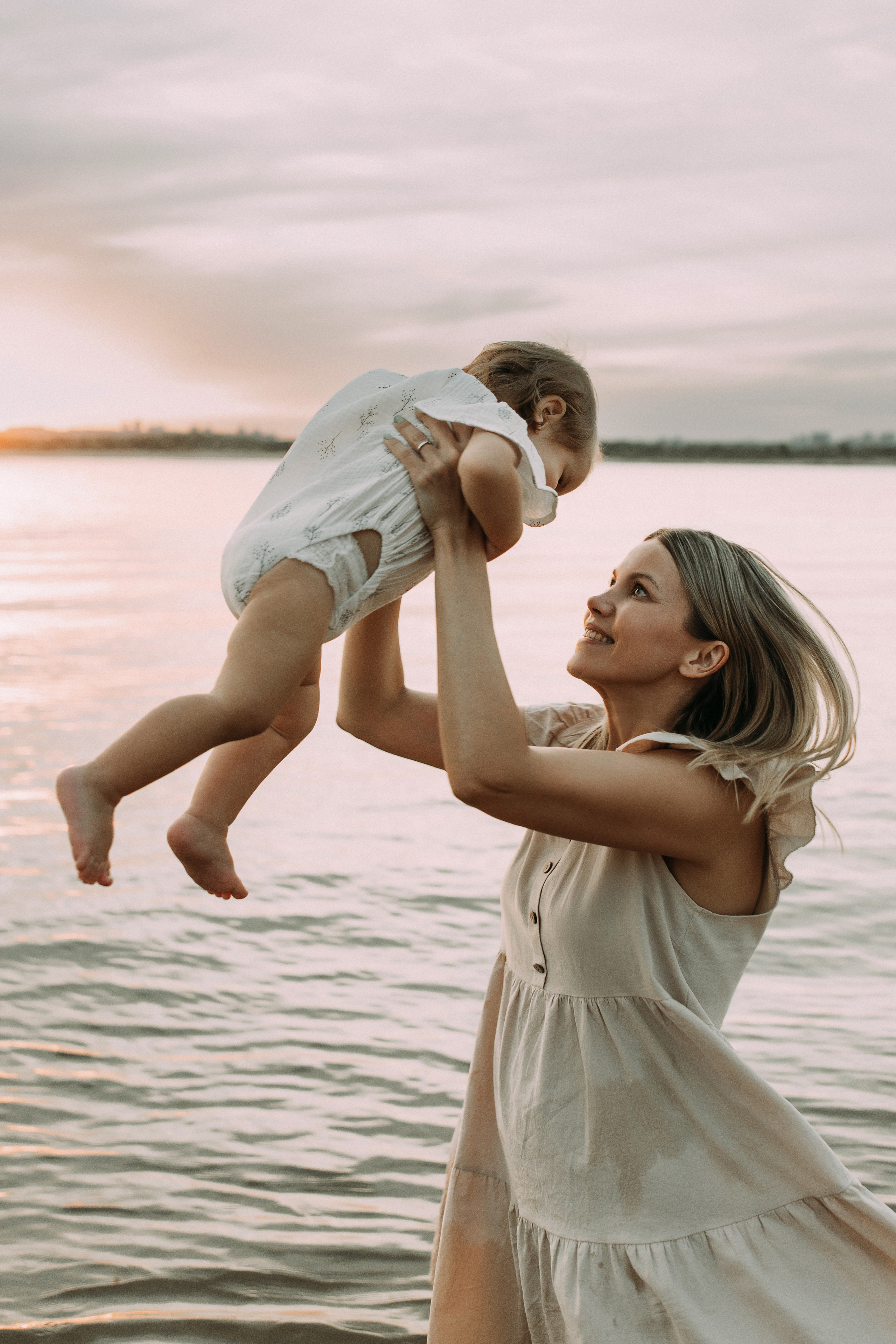 Женя, Катя, Майя, Есения. Семейный фотограф и детский фотограф в Волгограде Алеся Бутакова — дет