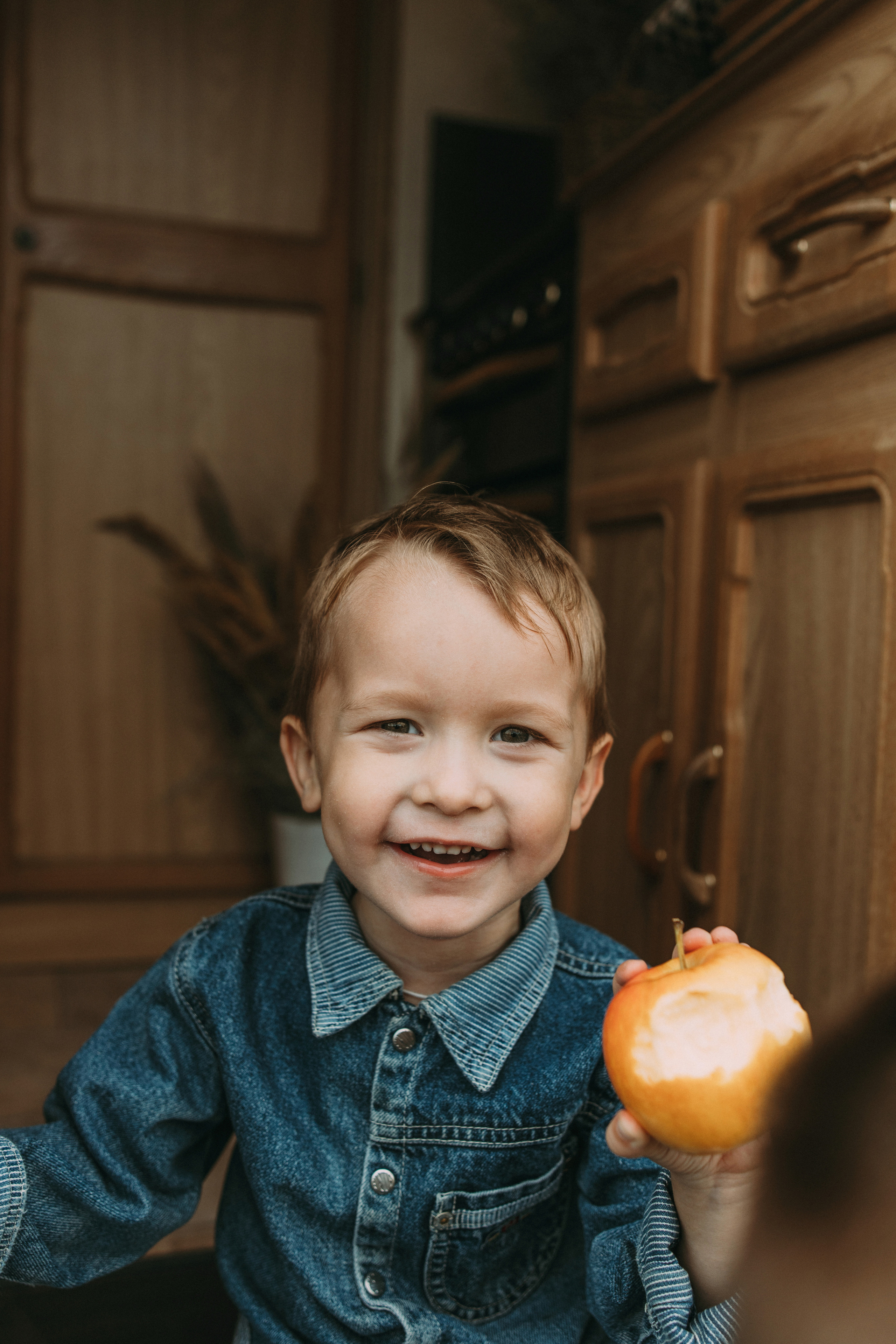 Саша, Дима, Лев, Николь, Богдан. Семейный фотограф и детский фотограф в Волгограде Алеся Бутакова — дет