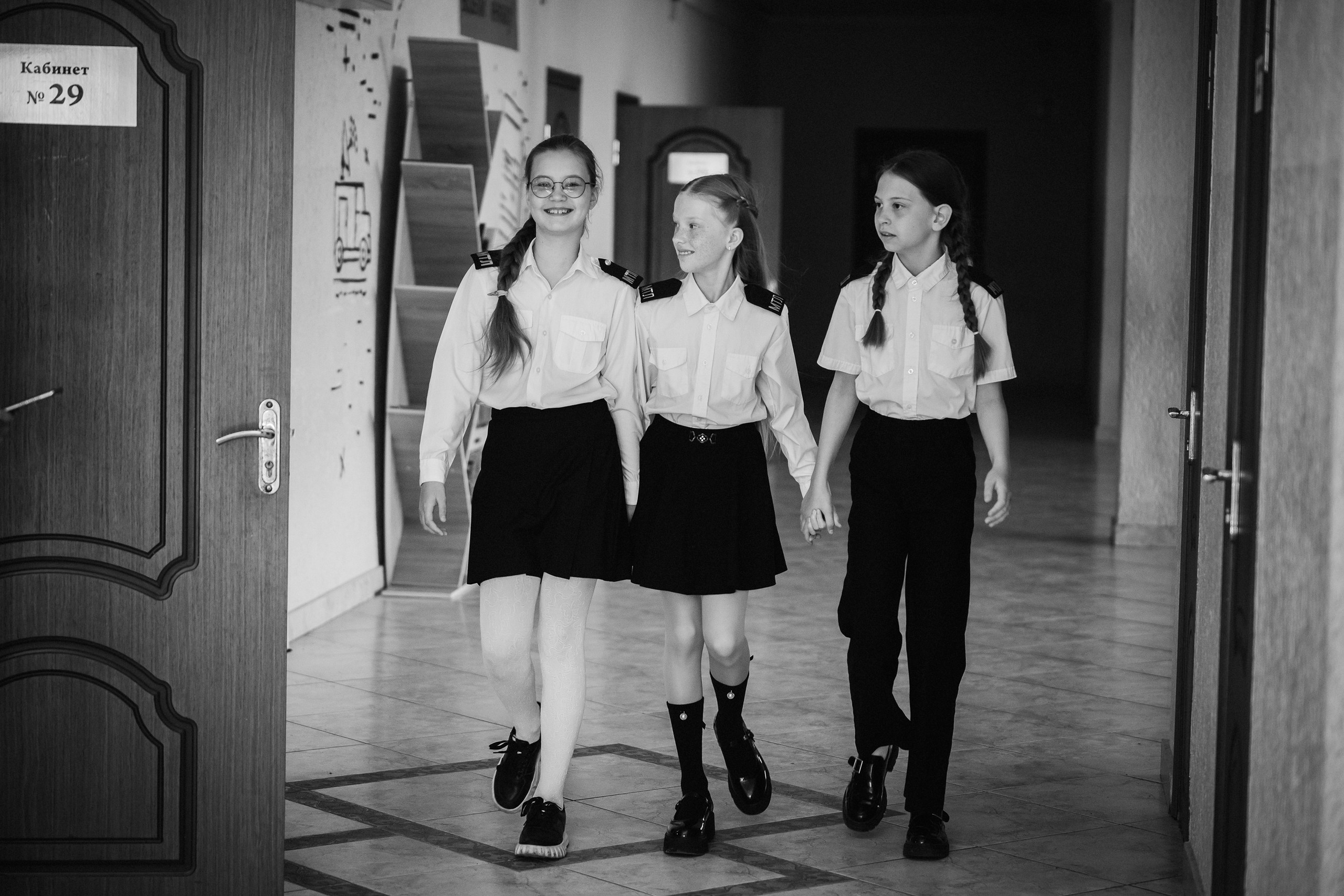 Юля, День в школе. Выпускные альбомы, школьные фотосессии в городе Новороссийске