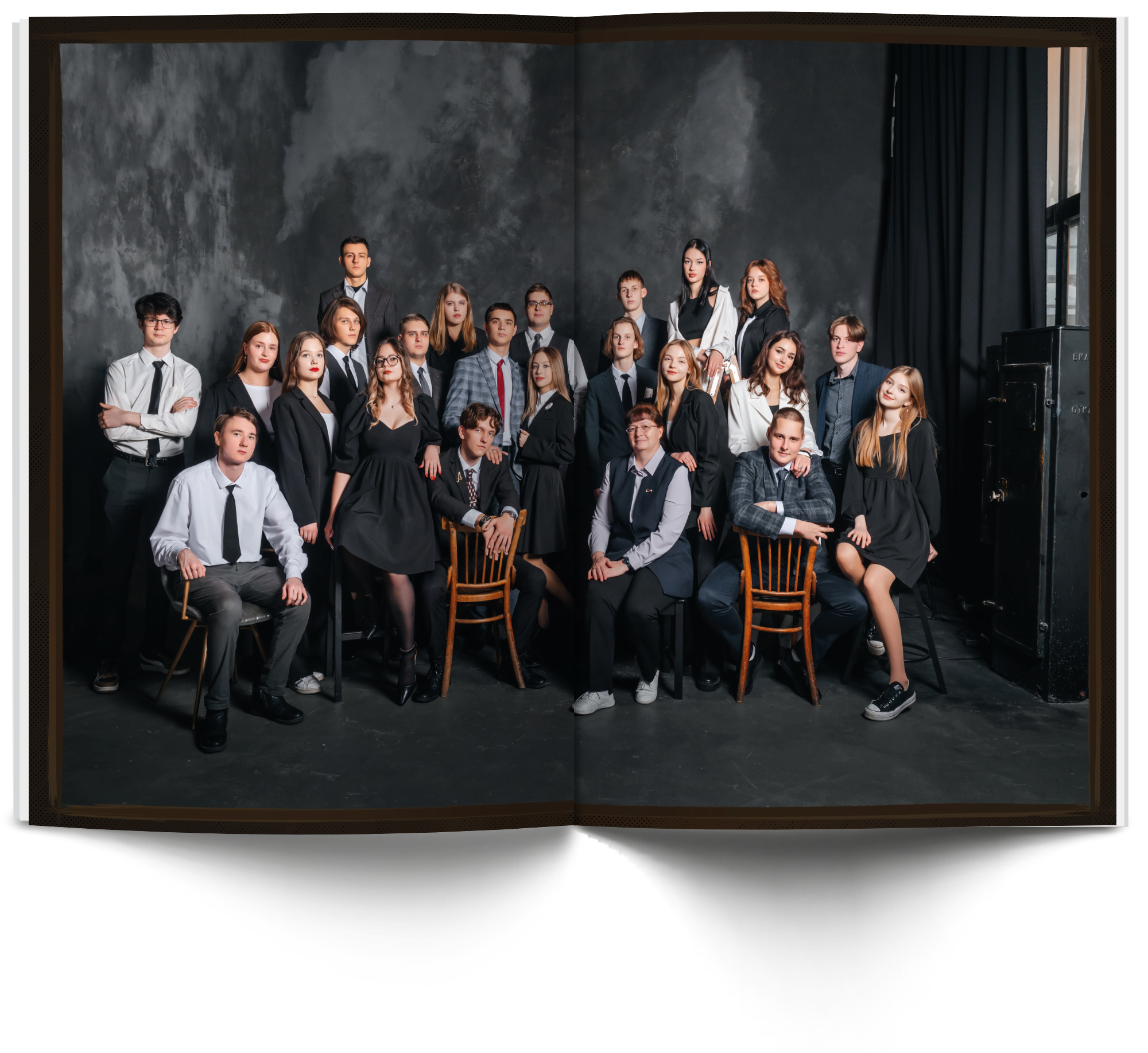 Старшие классы. Современные выпускные альбомы в Новосибирске