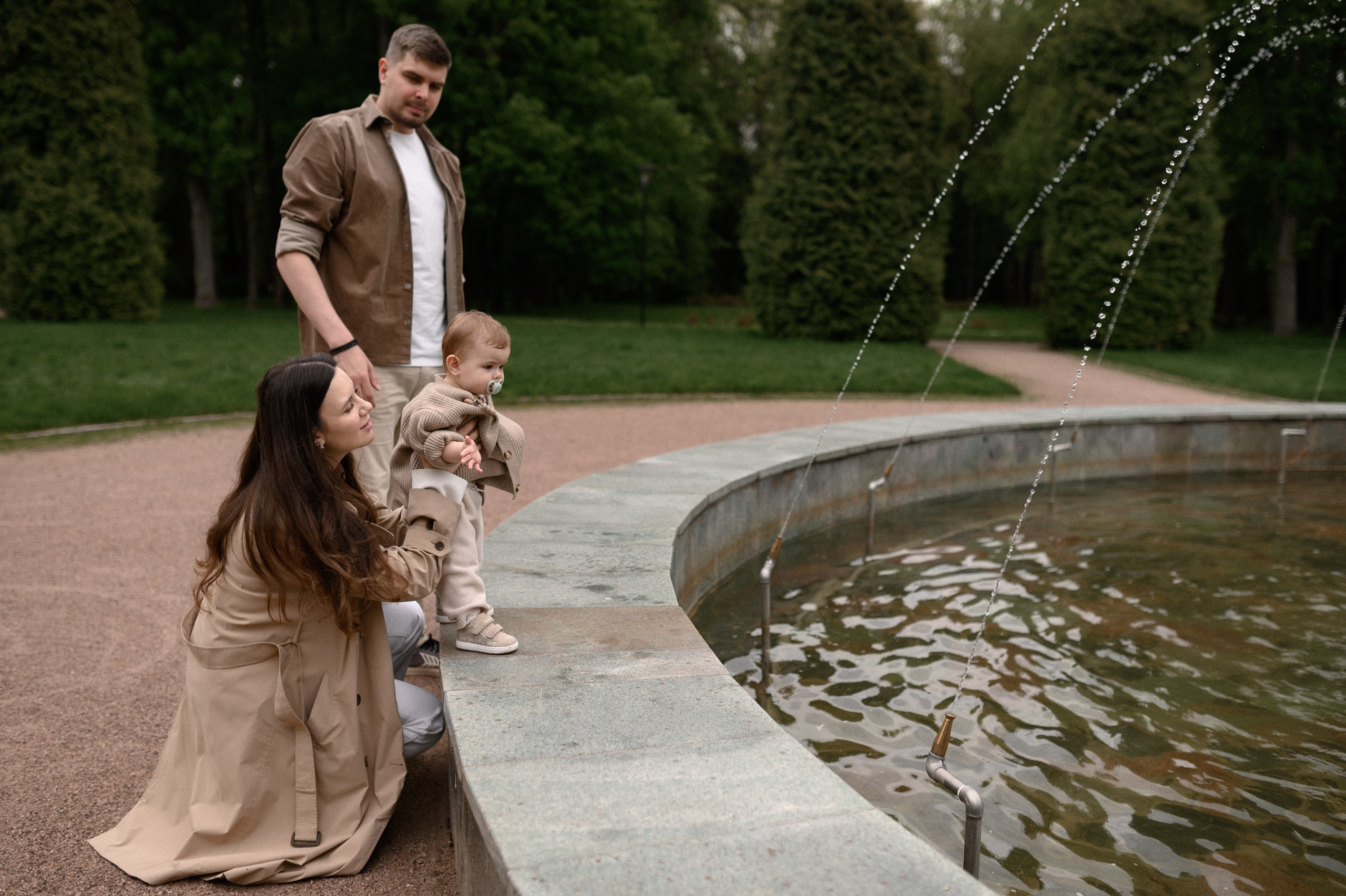 Даня, Лида и Эмма. Прогулка по усадьбе. Семейный и свадебный lifestyle-фотограф в Москве Мария Петрова