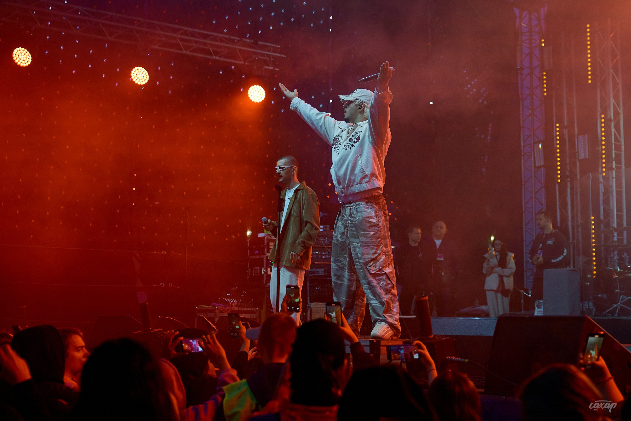 Sqwoz Bab. Профессиональный фотограф в Екатеринбурге Юра Сахар