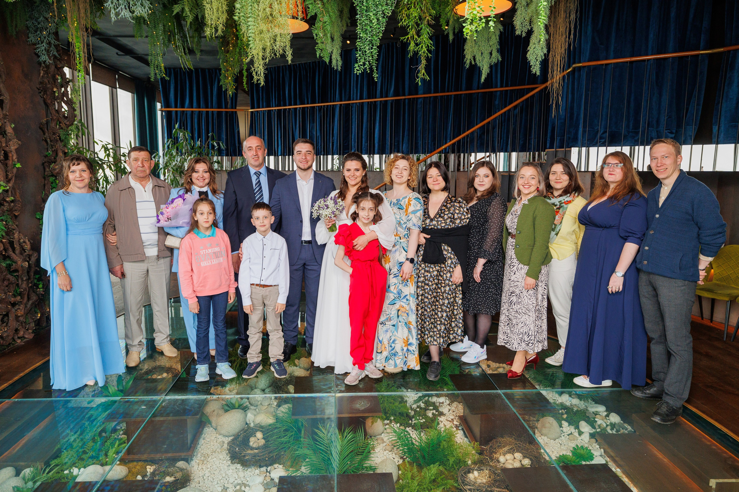 Фотограф на регистрацию в ЗАГС Москва Сити Birds Башня ОКО. Примеры фото, отзывы молодоженов и заявка на регистрацию через официальный сайт.