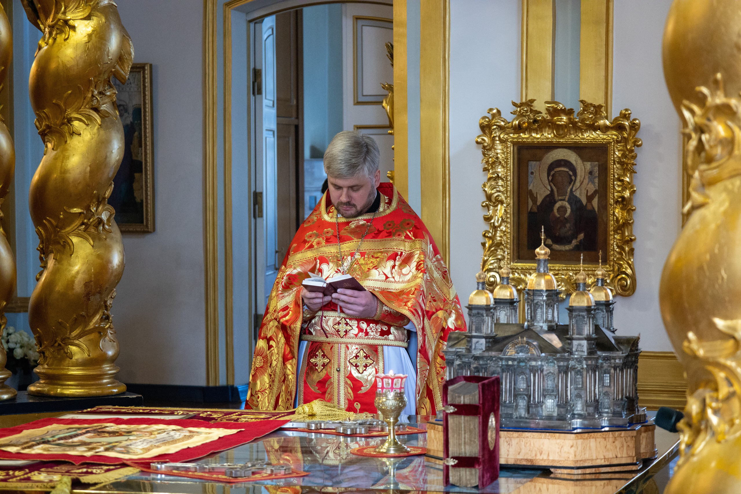 НЕДЕЛЯ 3-Я ПО ПАСХЕ, СВЯТЫХ ЖЕН-МИРОНОСИЦ. НИКОЛО-БОГОЯВЛЕНСКИЙ МОРСКОЙ СОБОР