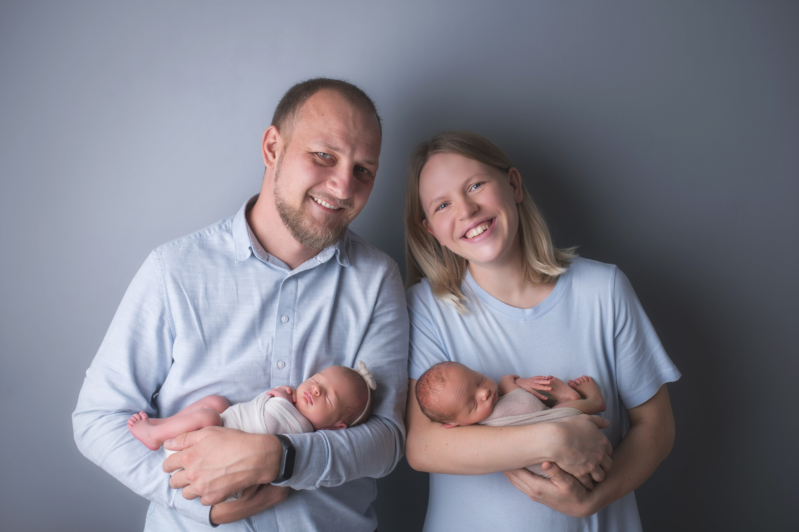 Двойня. Кобякова Мария. Фотограф новорождённых и детей до года город ИРКУТСК