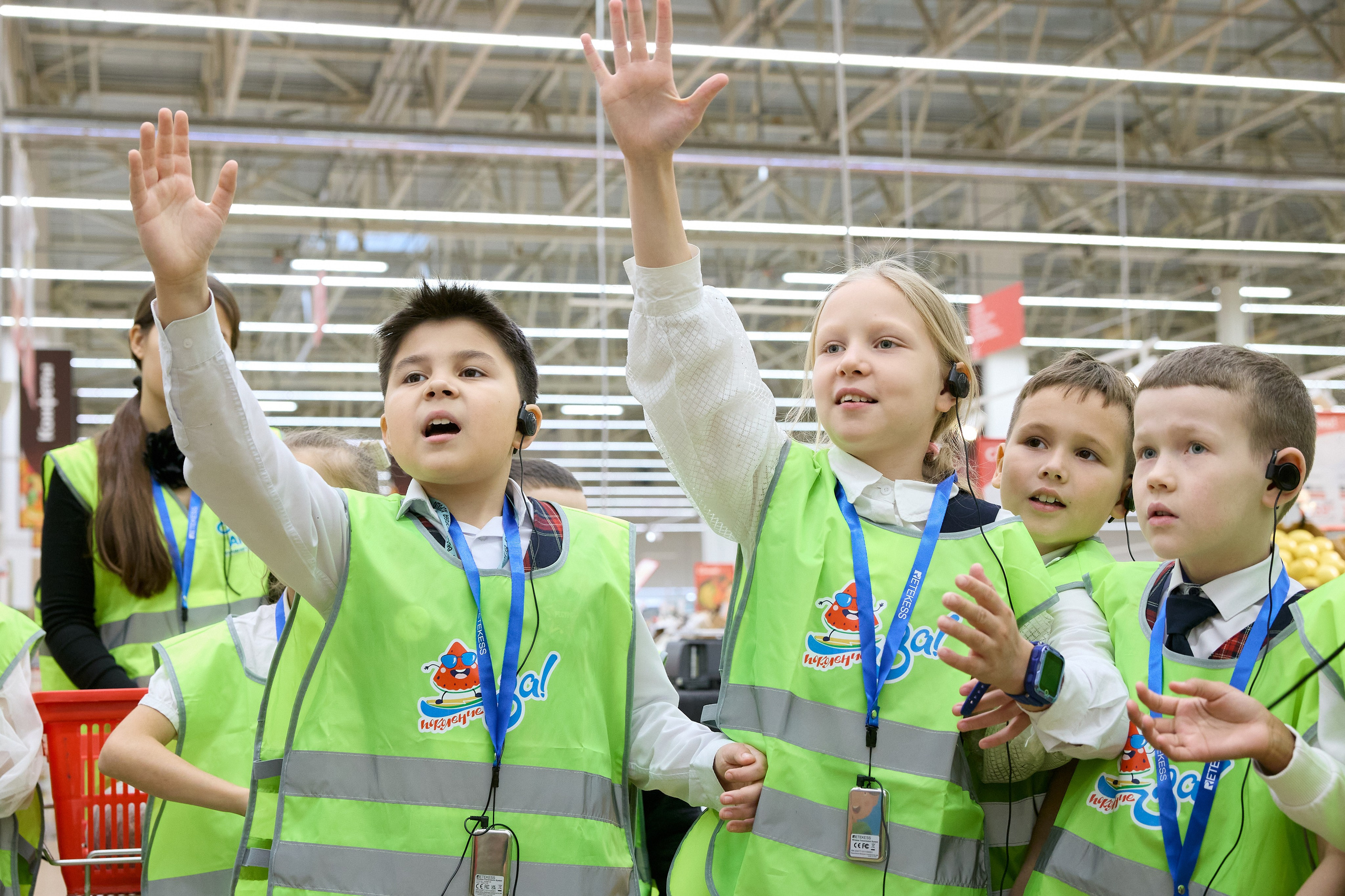 Супер агент планета Земля. Мое имя Раиль. Я репортажный фотограф в Казани, так же мой любимый жанр — свадебный фотограф