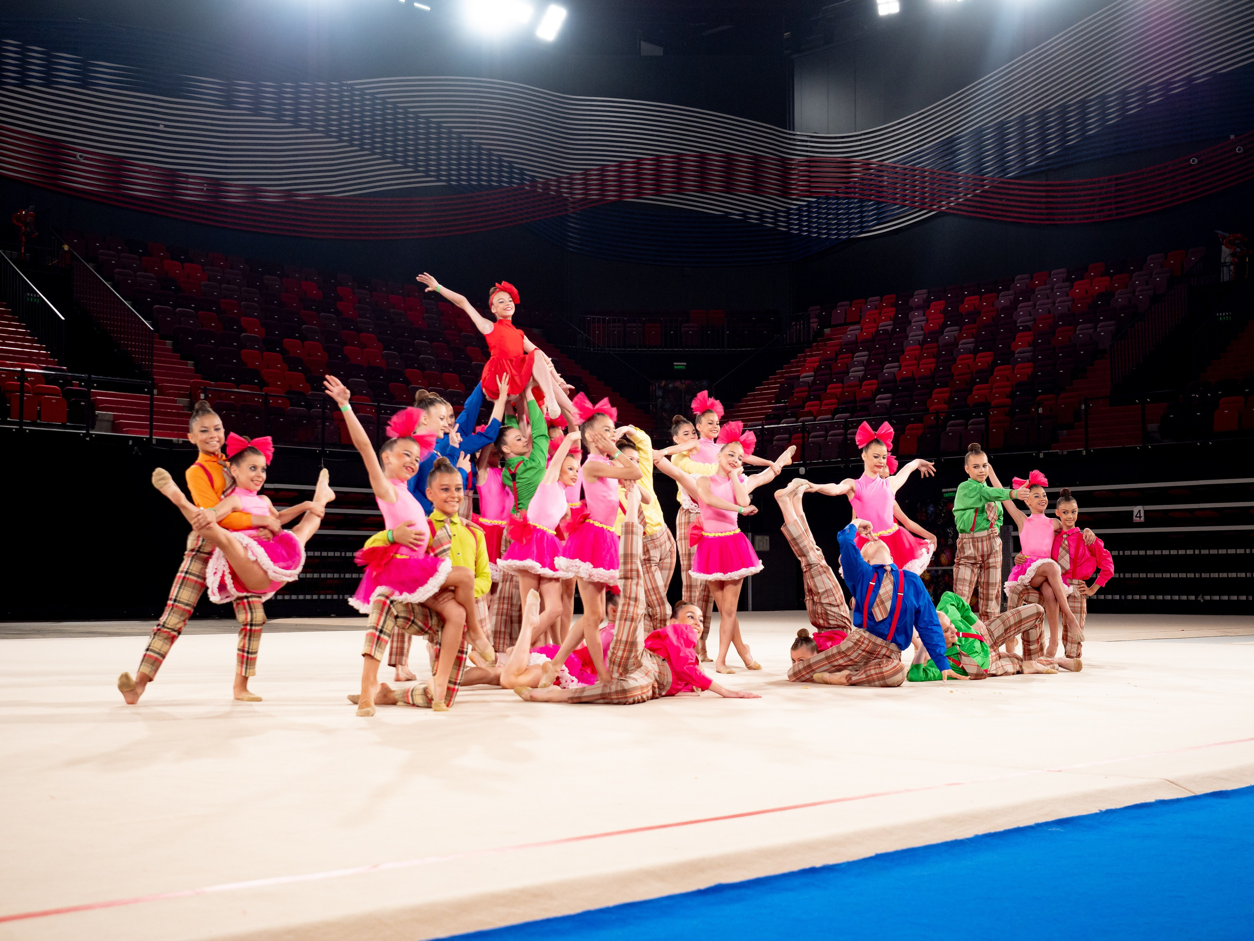 Гимнастрада во дворце гимнастики Винер. Алёна Орлова Портретный фотограф Москва