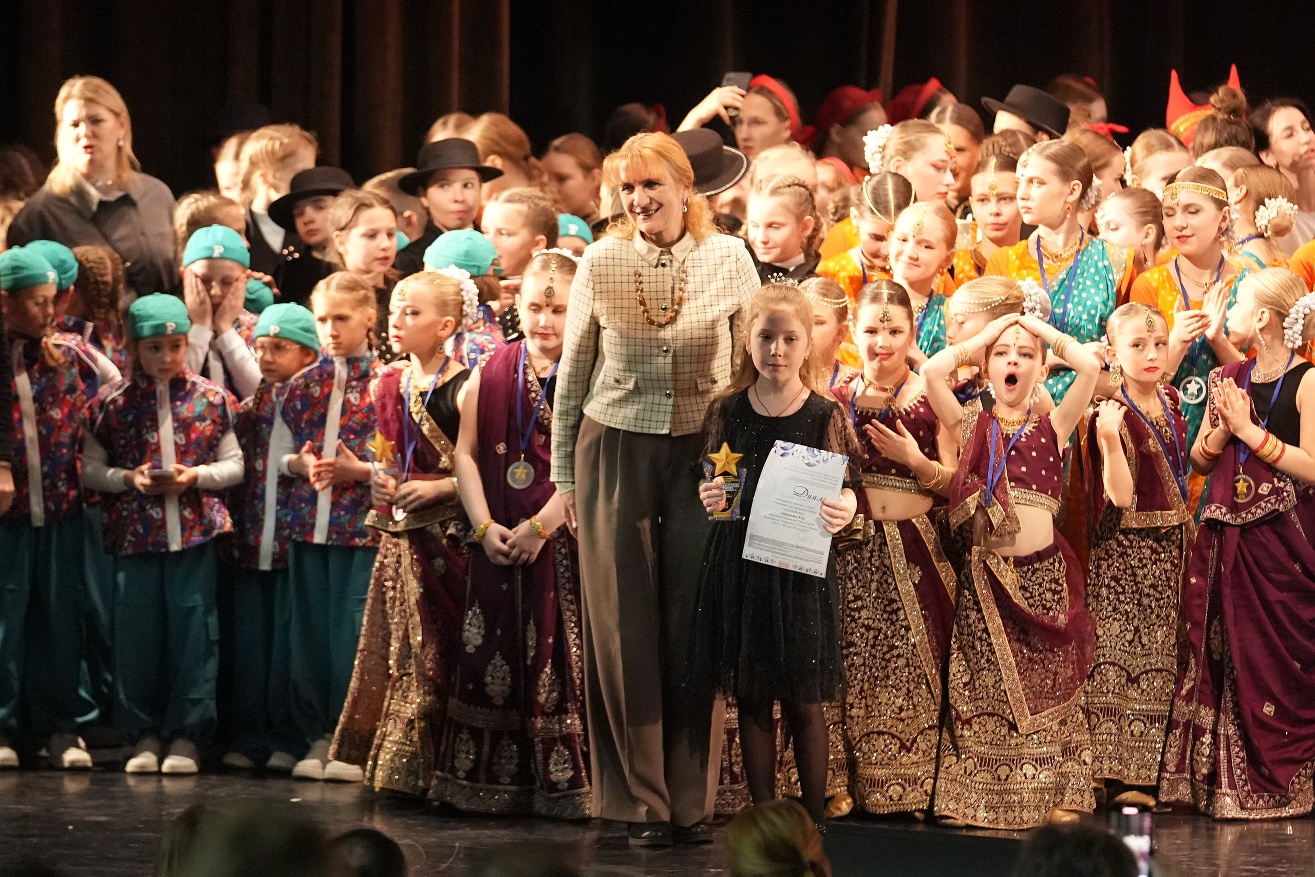 7 декабря, блок 1, г. Москва. Золотое яблочко