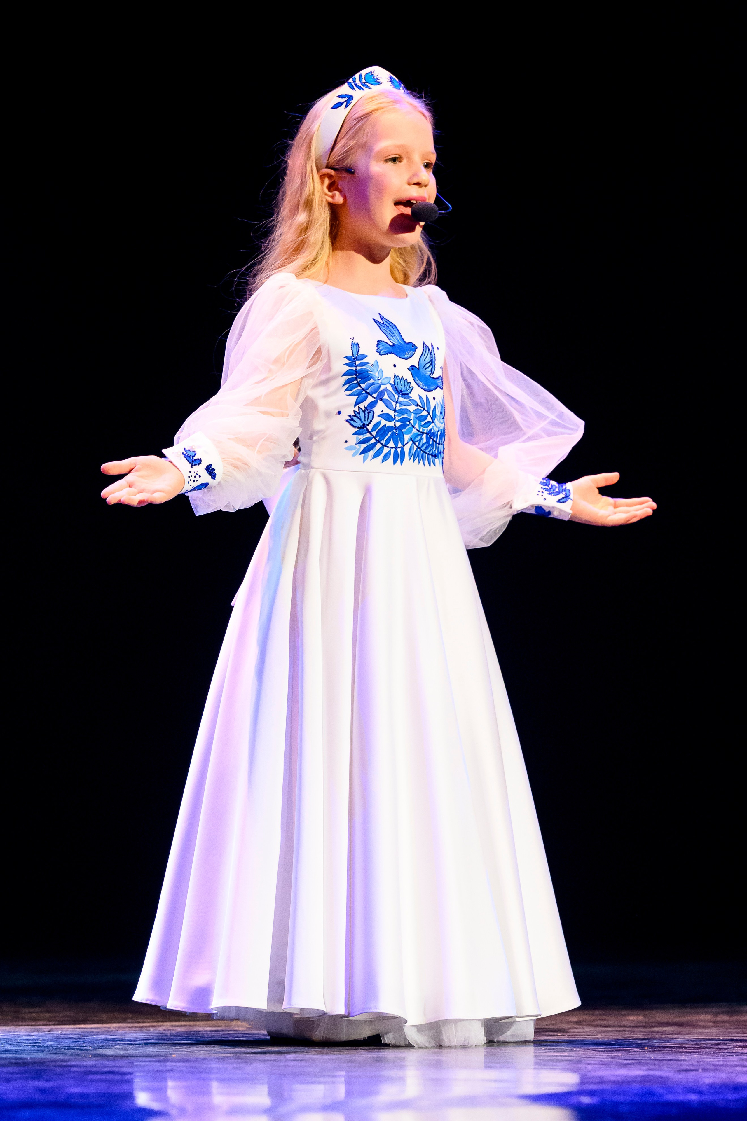 23 апреля, часть 1, БКЗ Октябрьский, г. Санкт-Петербург. Золотое яблочко