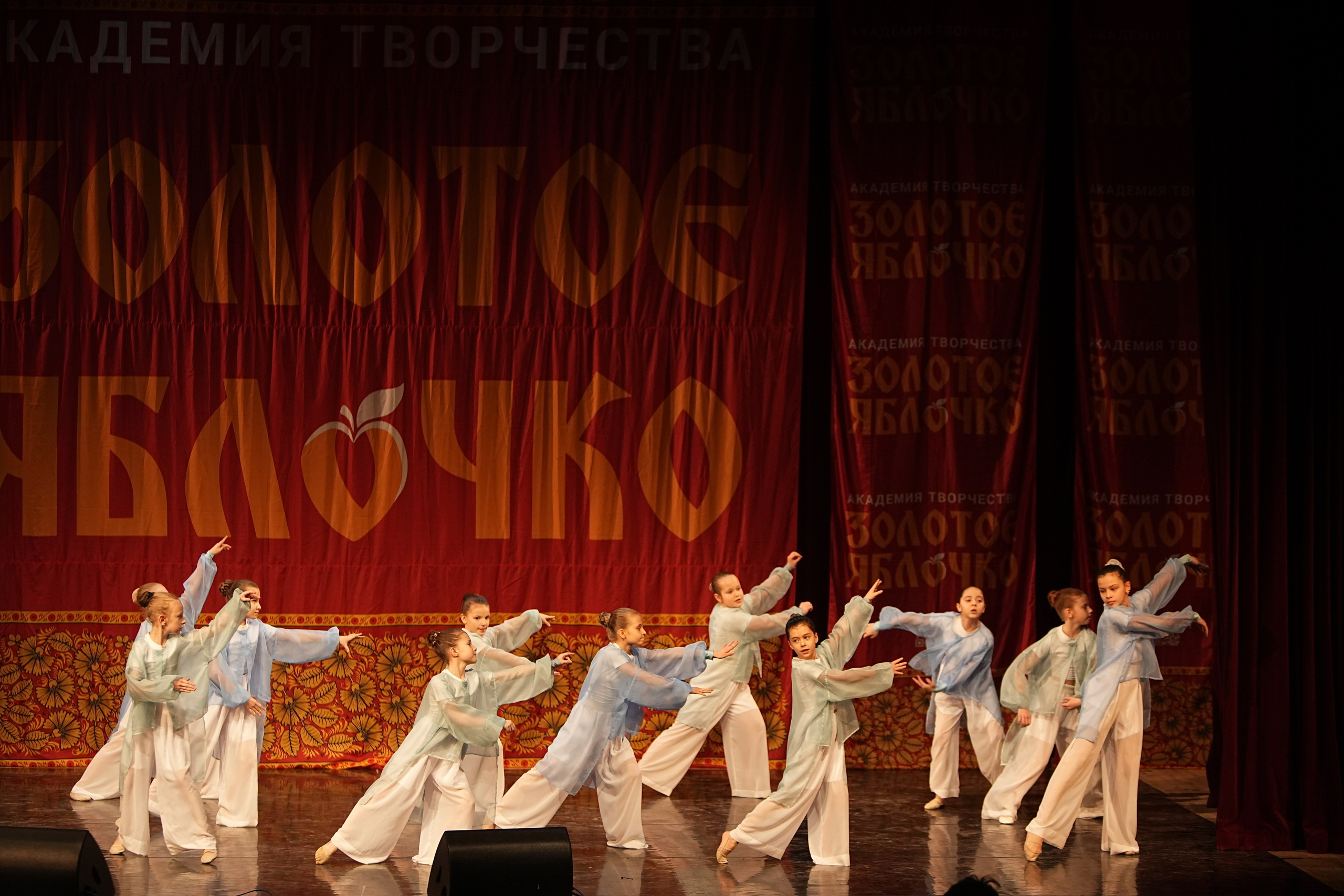 16 февраля, блок 1, г. Москва. Золотое яблочко