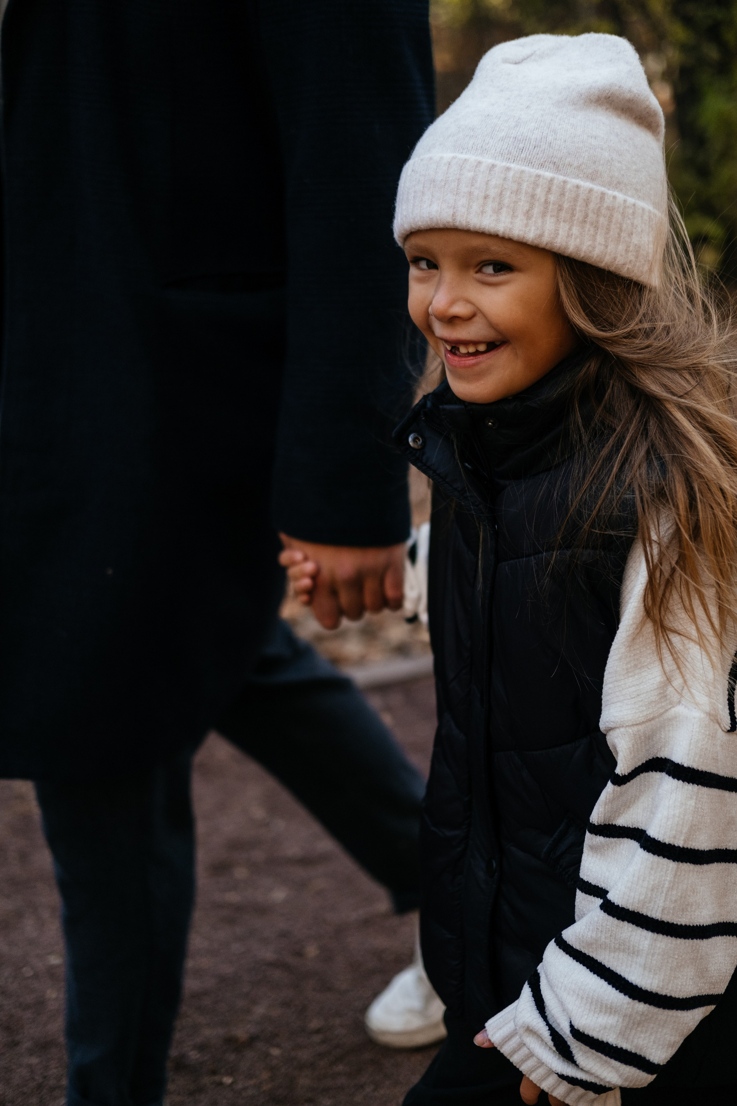 Фотопрогулка — живые и естественные снимки на природе и в городе | Анна Кораблик. Свадебный фотограф в Екатеринбурге — заказ профессиональной фотосесии, все виды фотосъемки