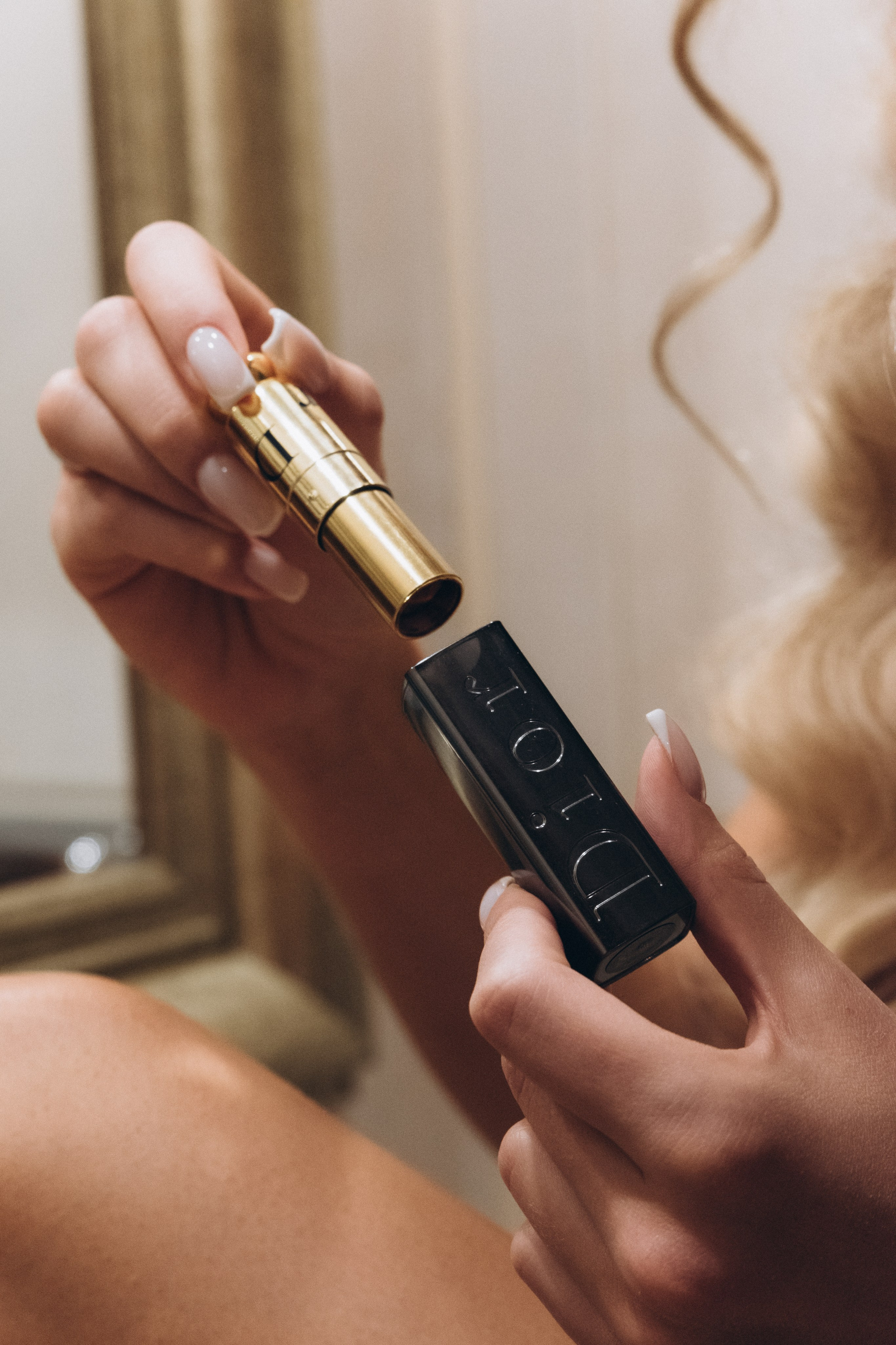 Утро и роспись Виктора и Марии. Ваш фотограф в Одинцовском районе и Москве