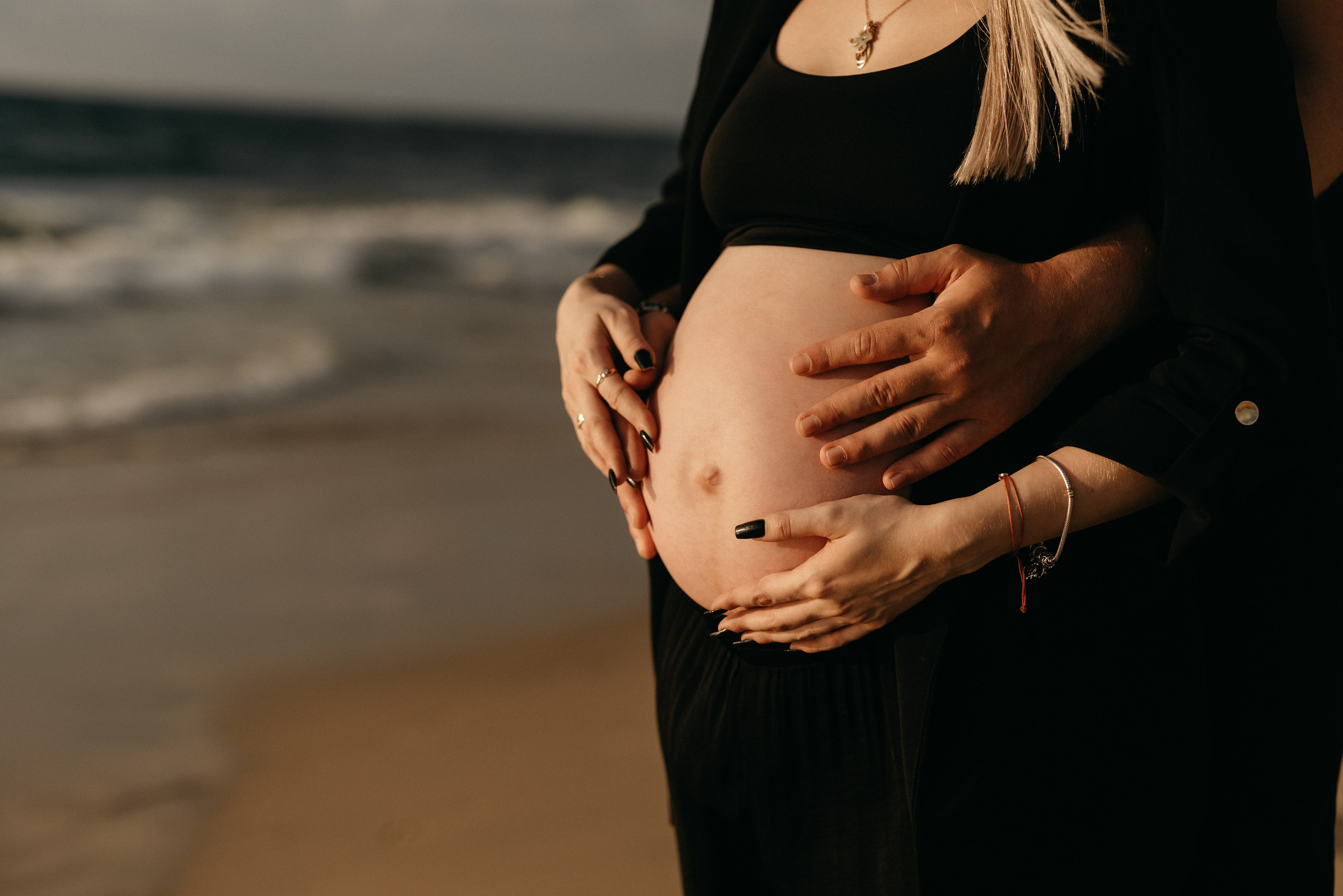 Asya & Denis: Pregnancy. Family photographer in Israel | Alesya Superfin