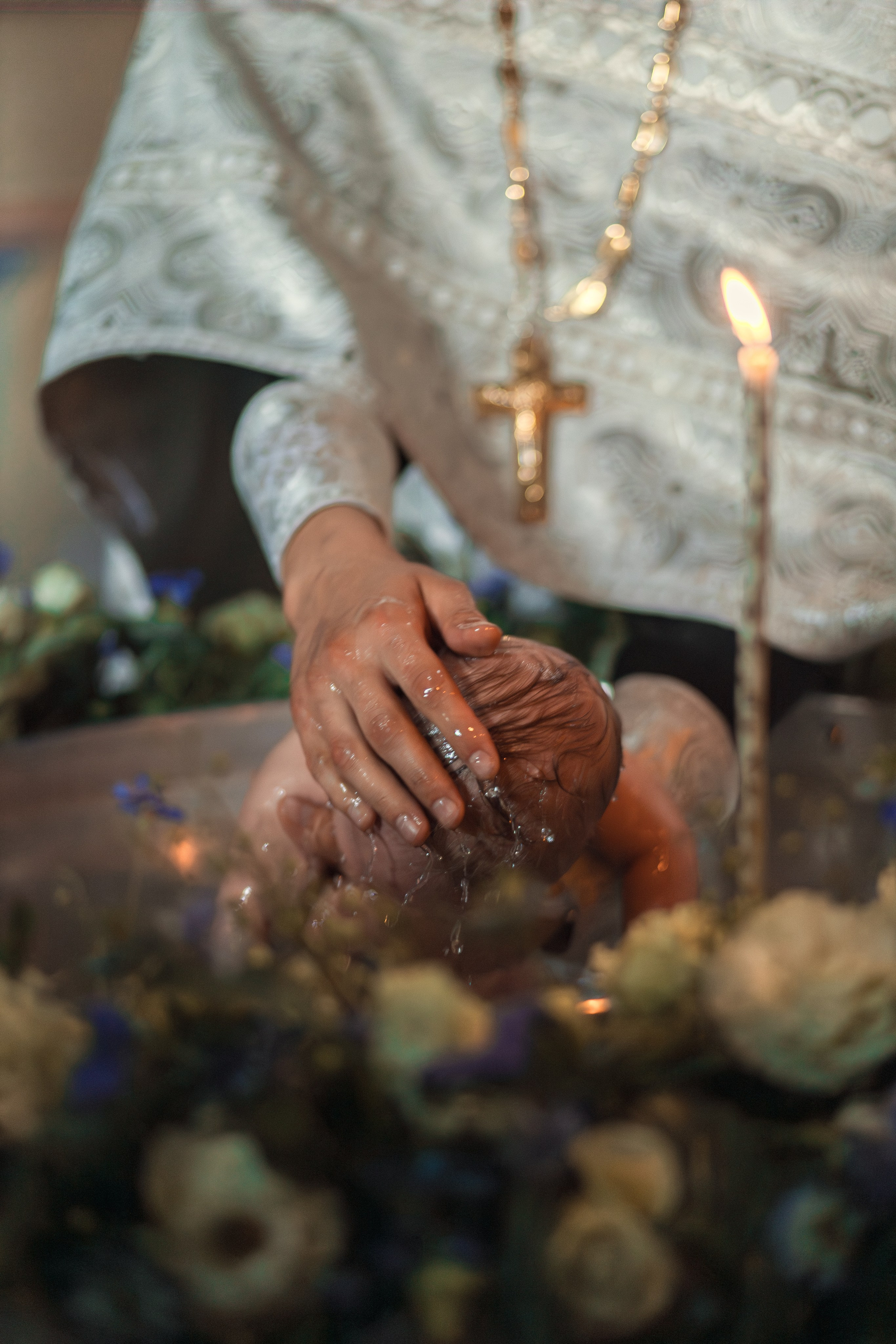 Крещение в Знаменской Церкви г. Переславль Залесский. Профессиональный фотограф в Москве и Мо Мария Шантарёва