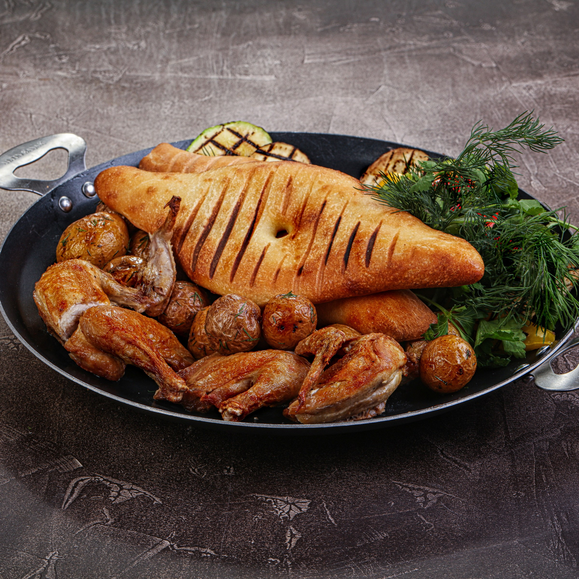 Фотосъемка блюд грузинской кухни. Заказ по тел.: +7 (906) 006-90-22. Фуд-фотограф Андрей Старостин — съемка еды в Москве. 9000 руб. в час