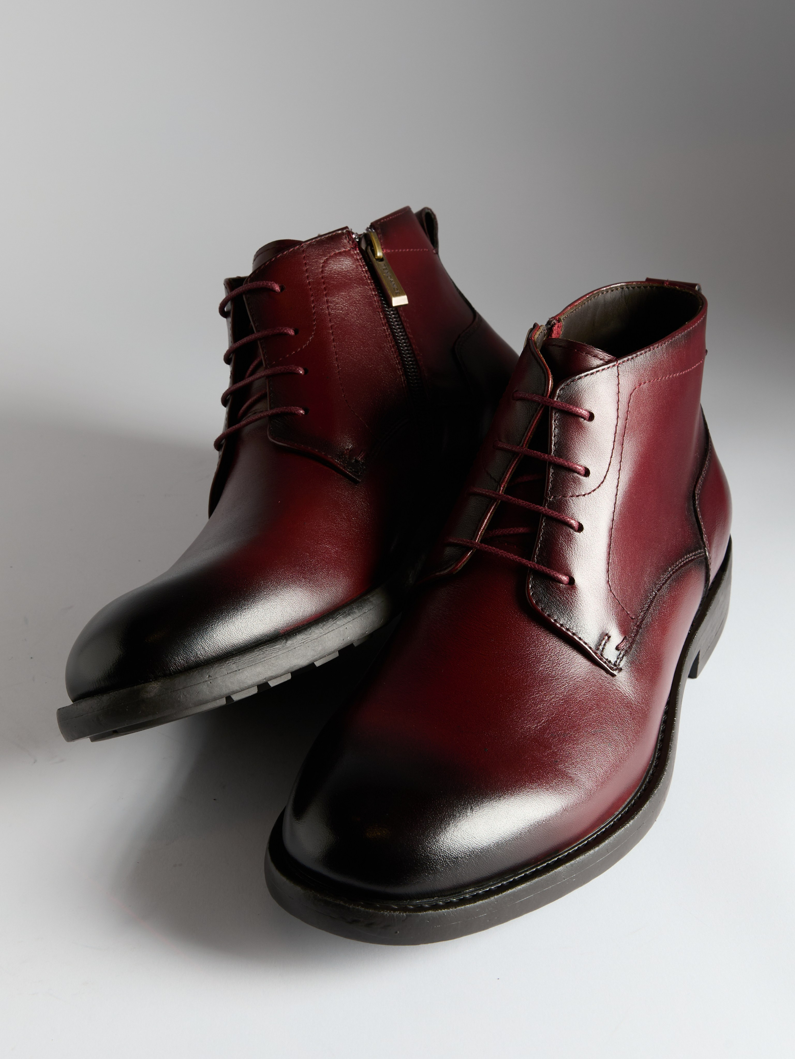 Предметный фотограф в Москве Евгений Шубин