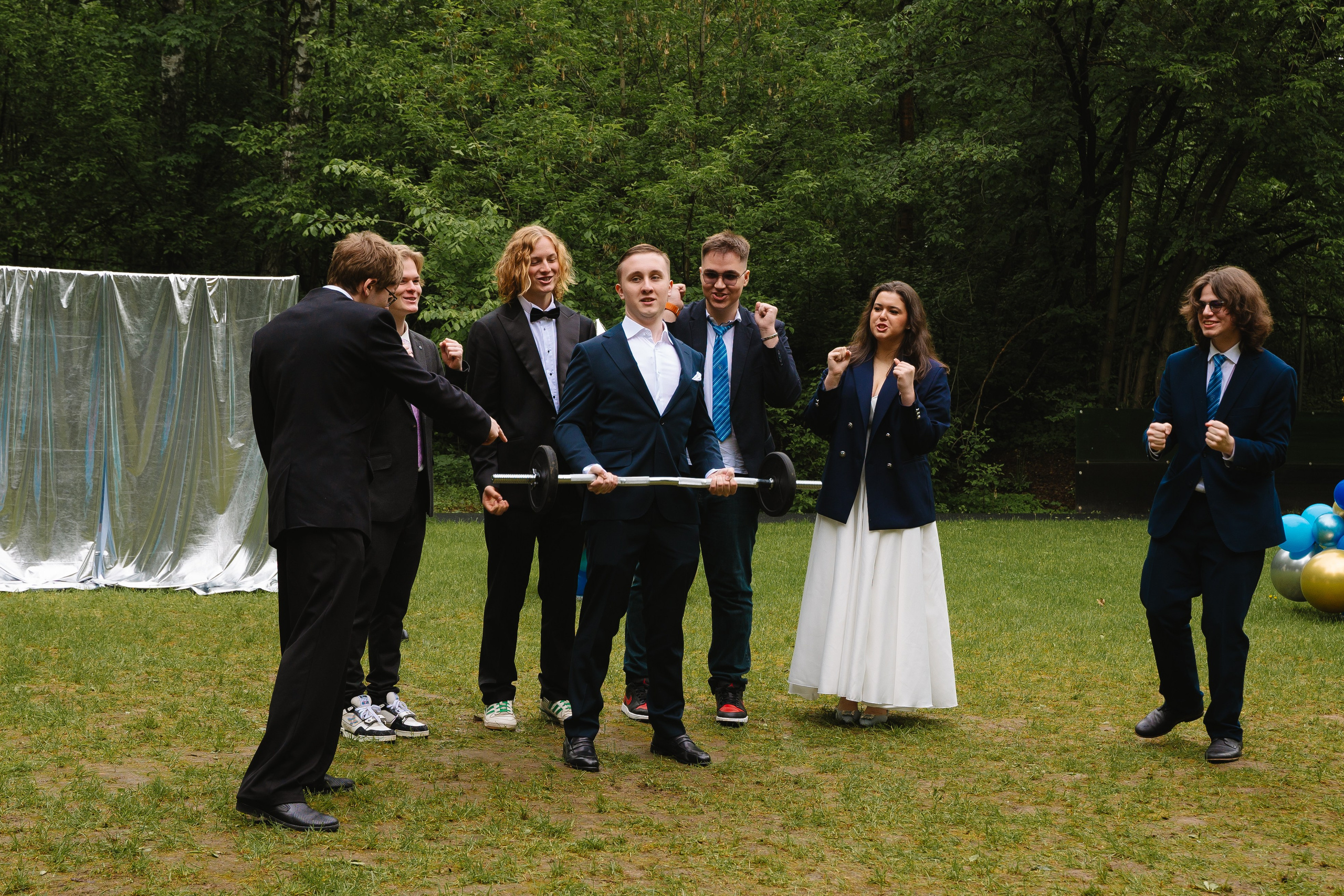 Академическая гимназия 11 класс|последний звонок. Фотограф — Ася Орехова