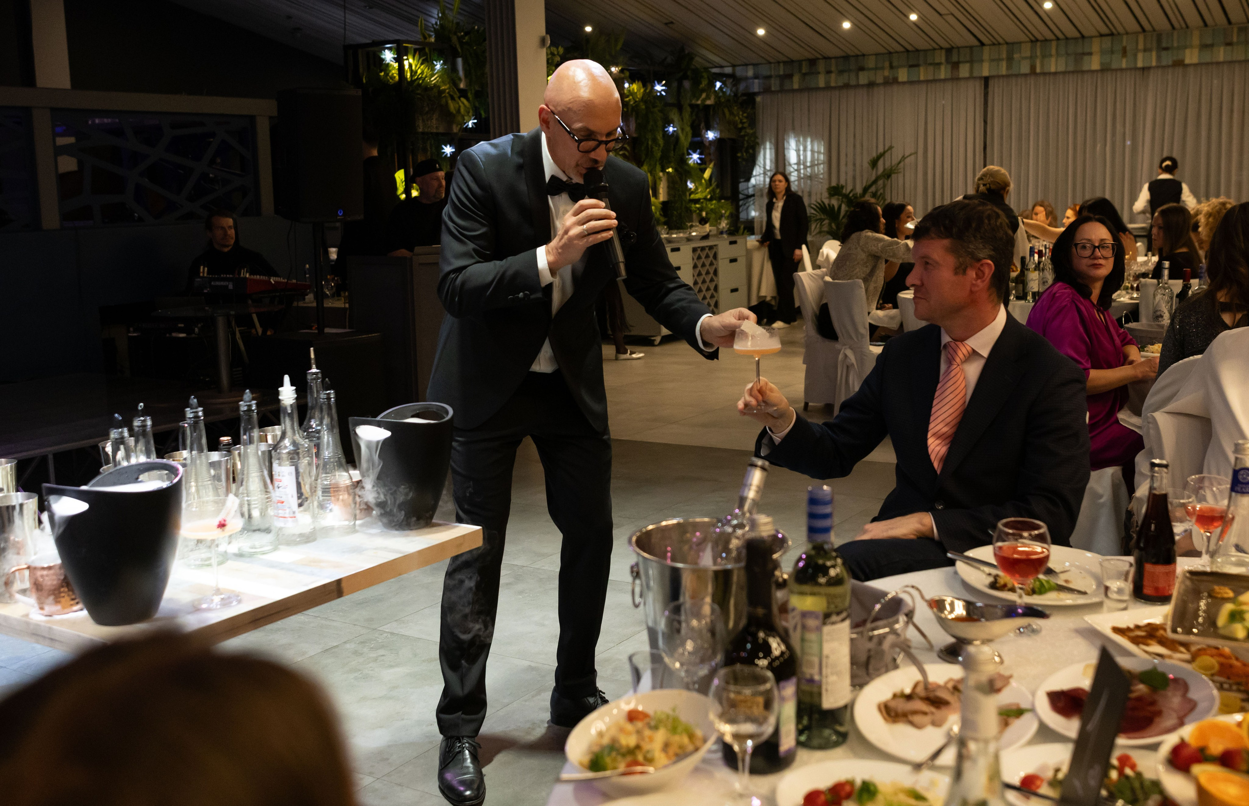 Корпоратив ресторан Времена года Москва. Семейный и детский фотограф Анна Петракова