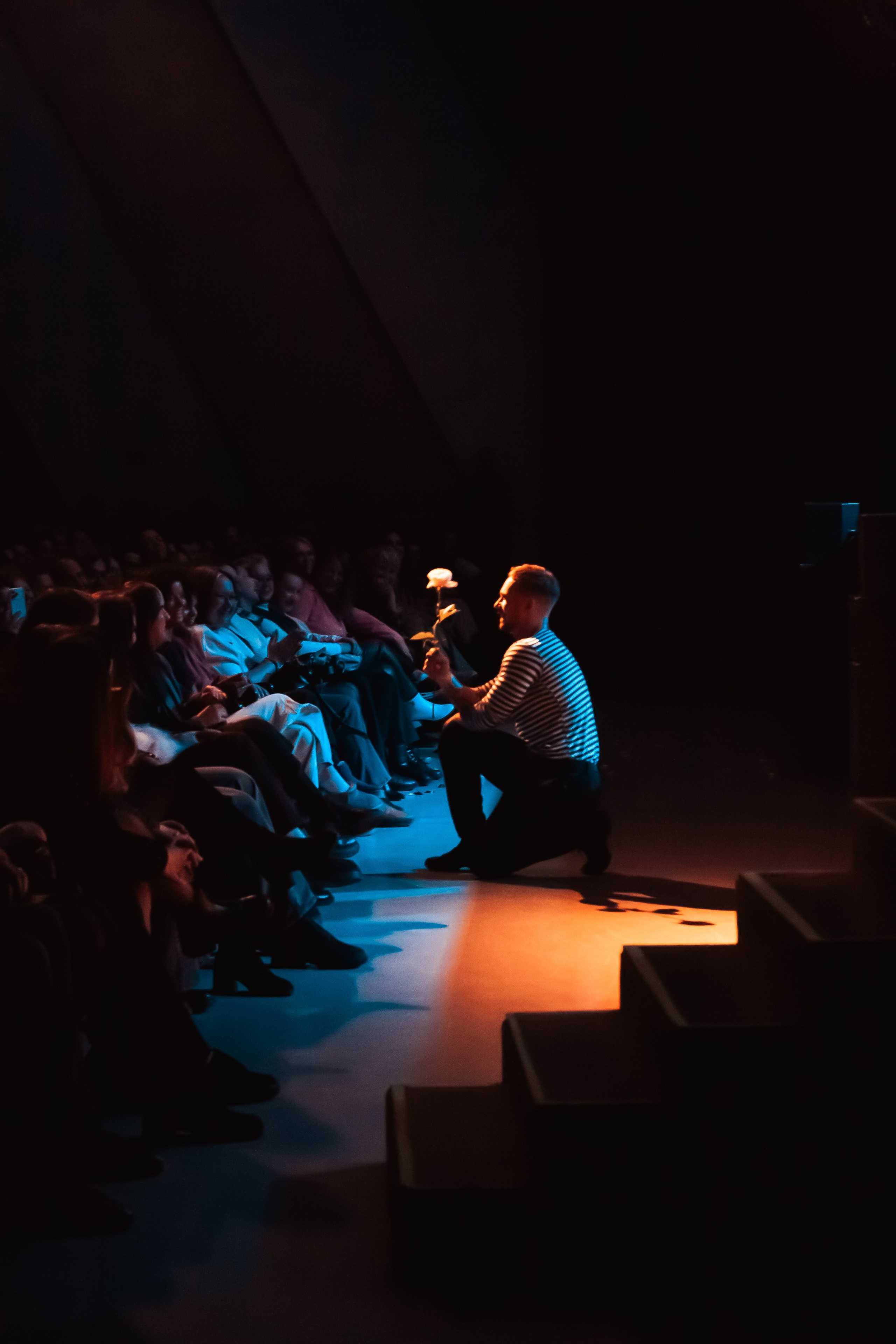 Шоу под дождем, Гранд Холл Сибирь, 20.02.2026. Фотограф Регина Крикунова г. Красноярск