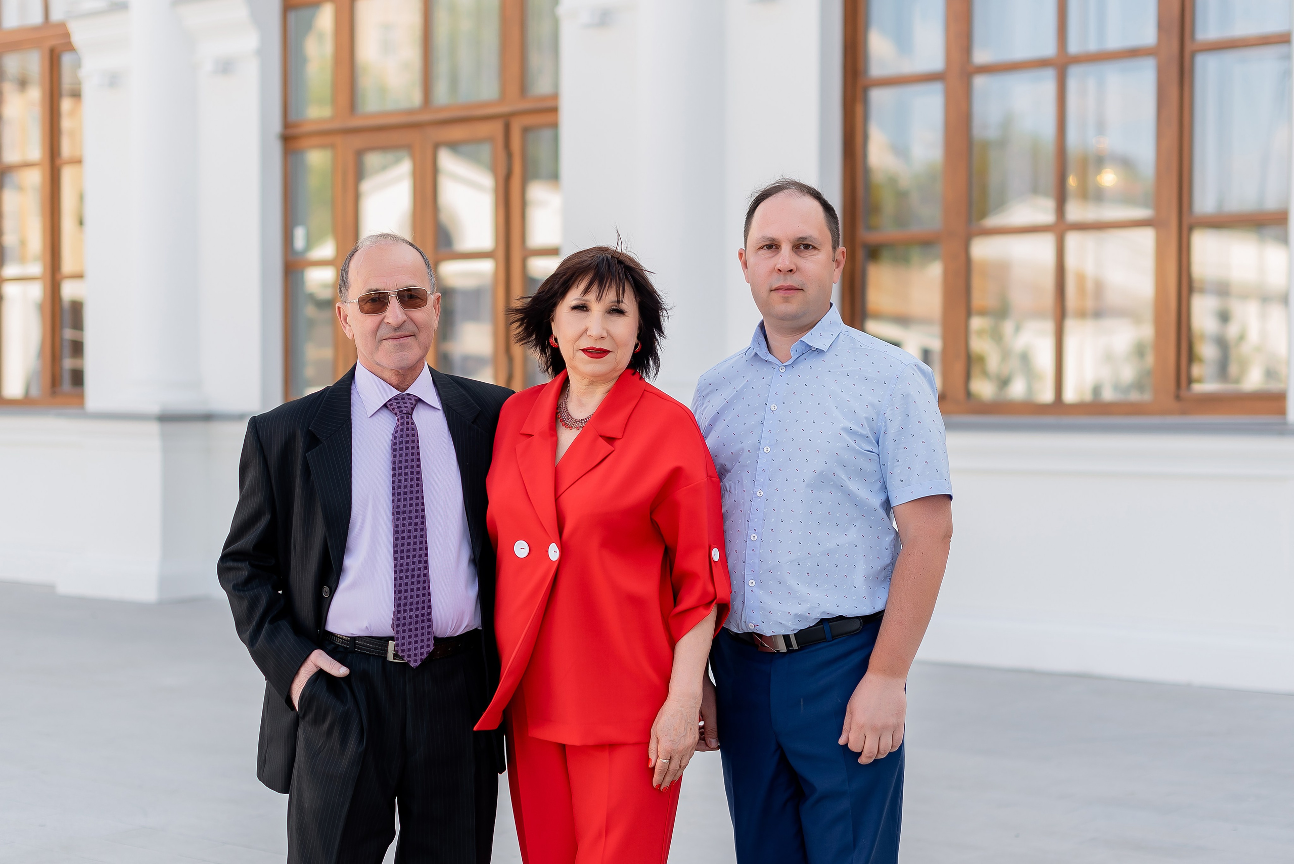 Людмила Ивановна с семьей. Фотограф Татьяна Иванчикова