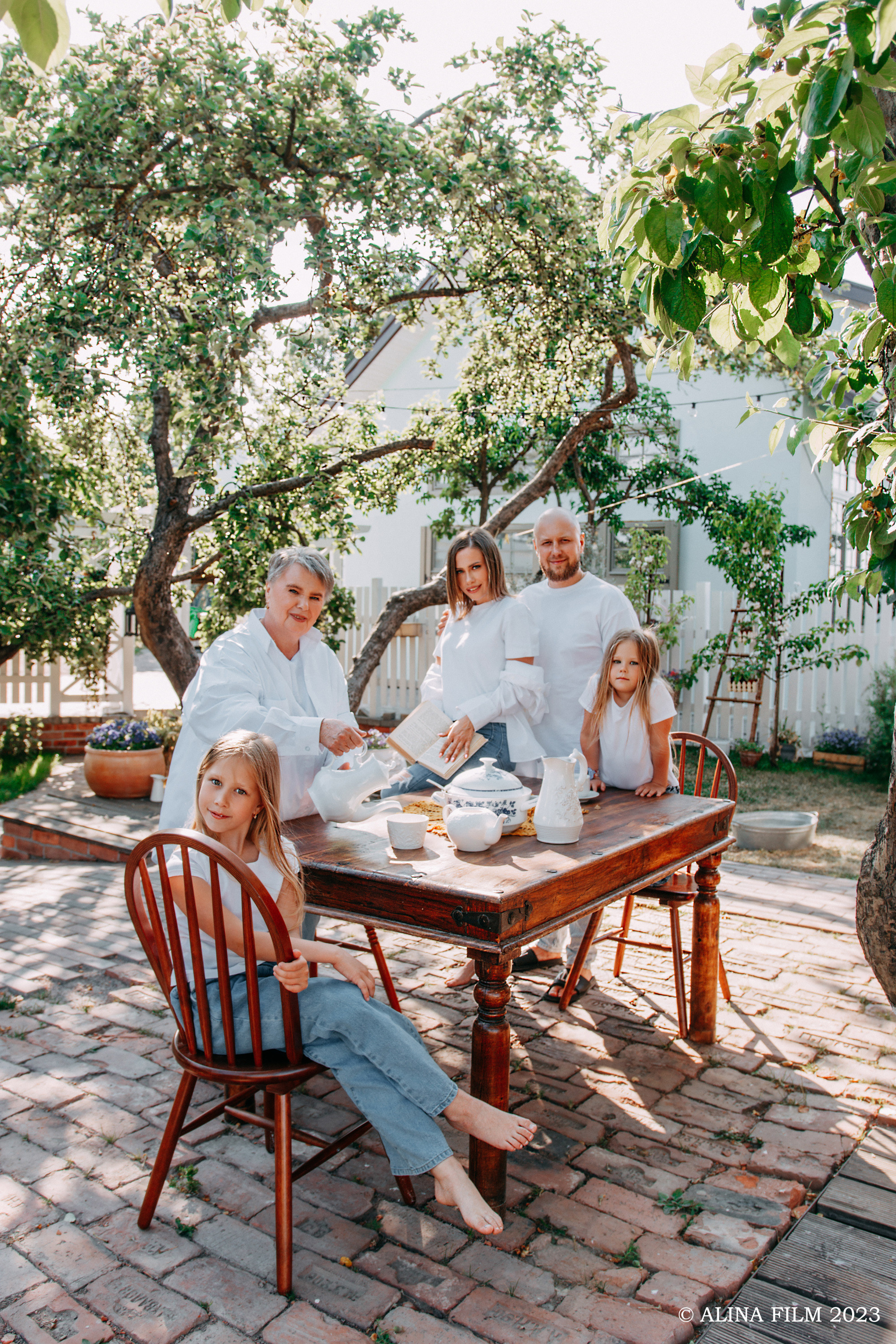 Семья на даче. Фотограф в Санкт-Петербурге Alina Film