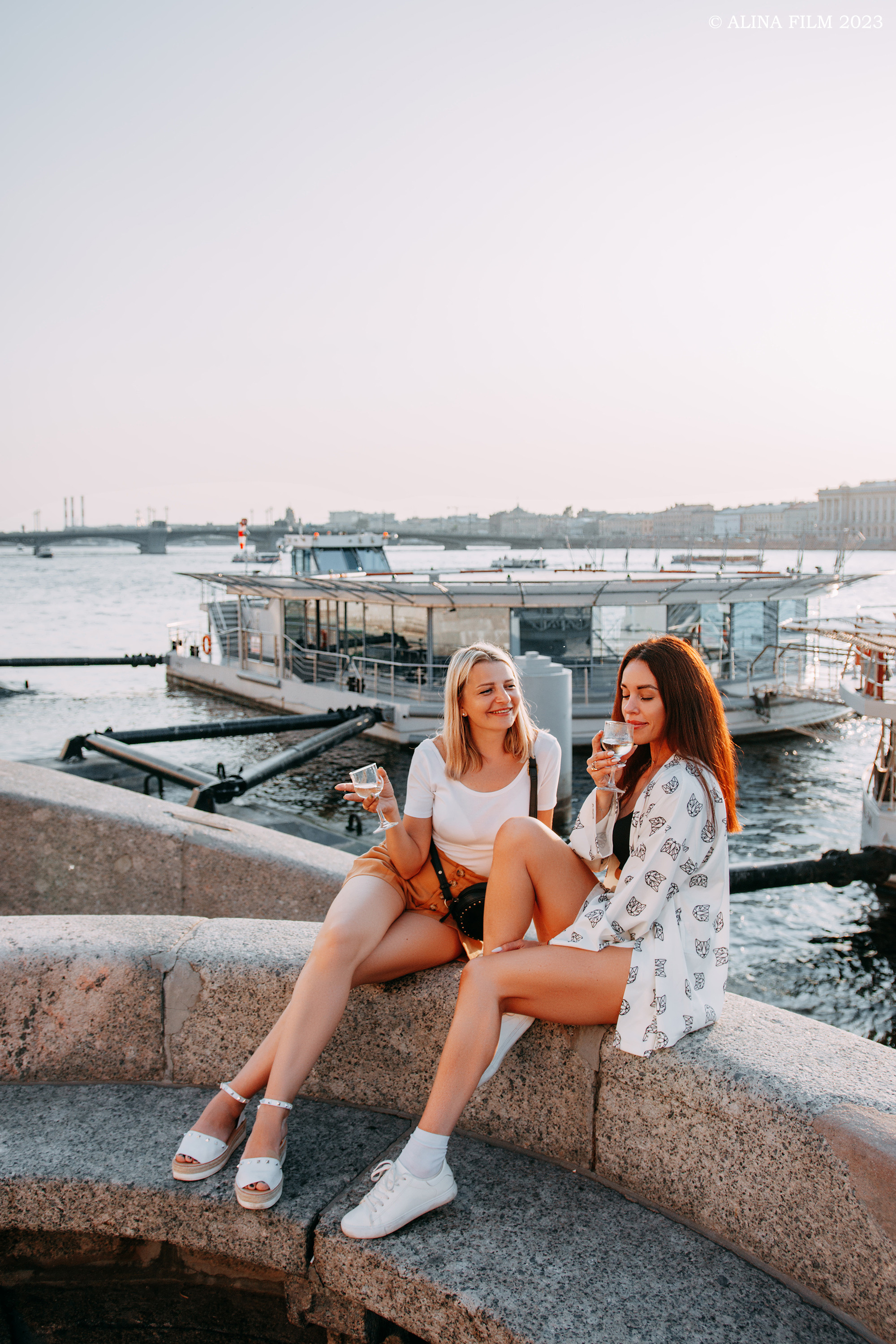 Сбежать в Питер. Фотограф в Санкт-Петербурге Alina Film