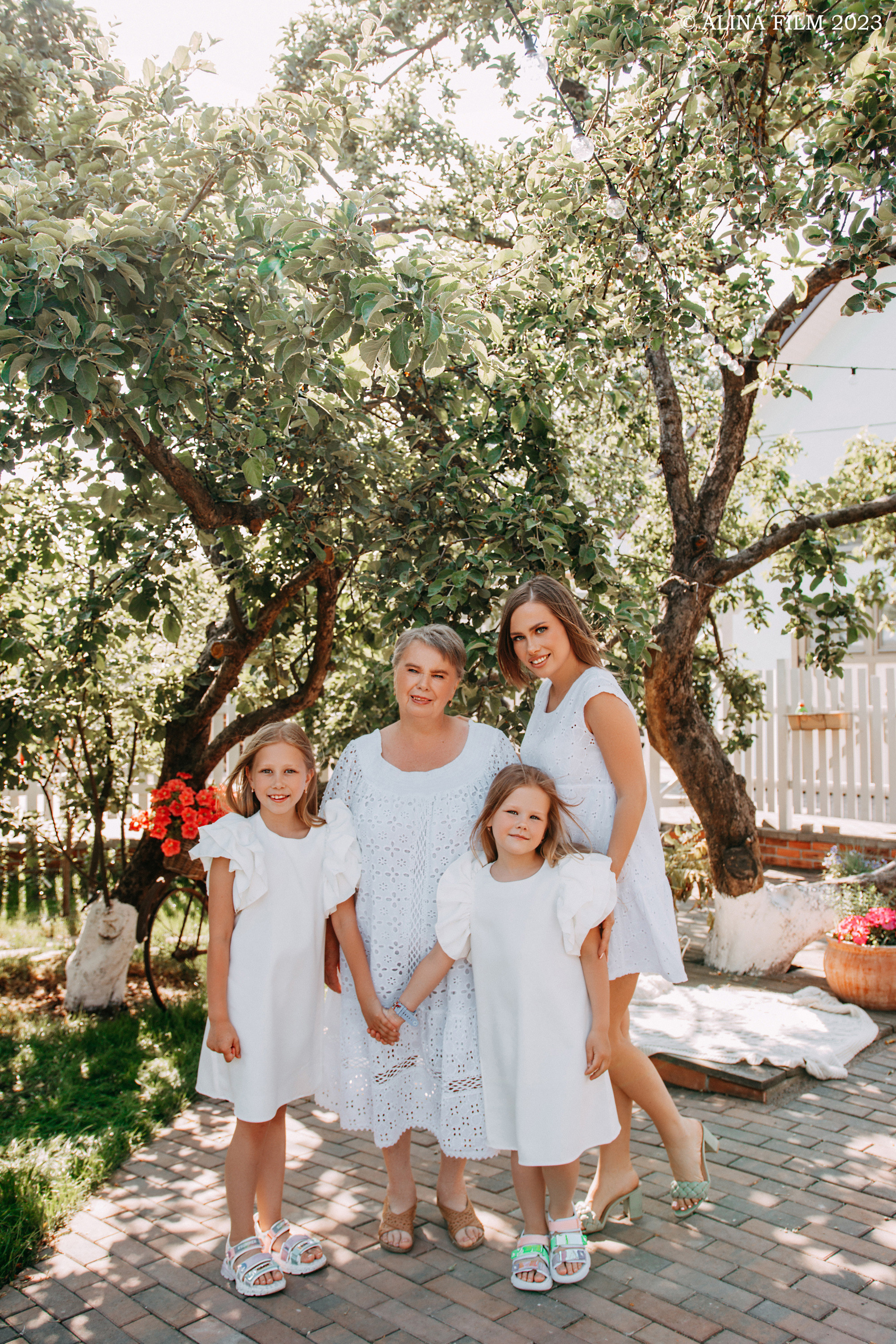 Семья на даче. Фотограф в Санкт-Петербурге Alina Film