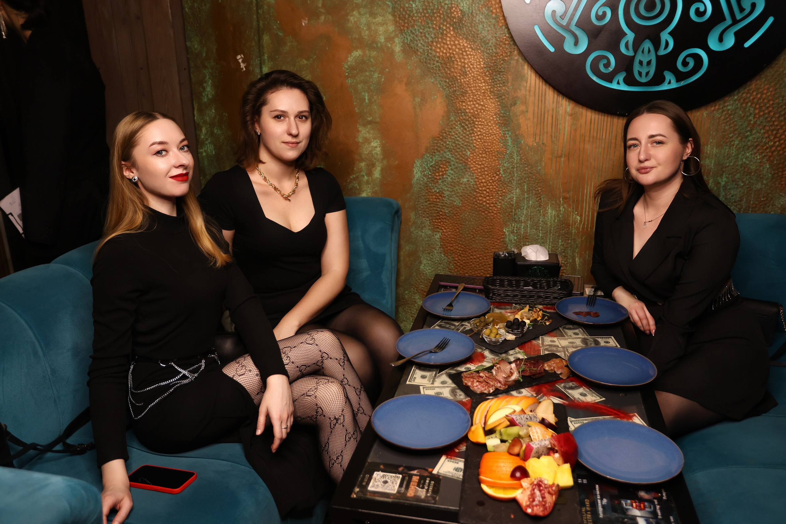 New Year 21-12-24. Мята Спортивная — Кальянная, караоке, бар в Минске