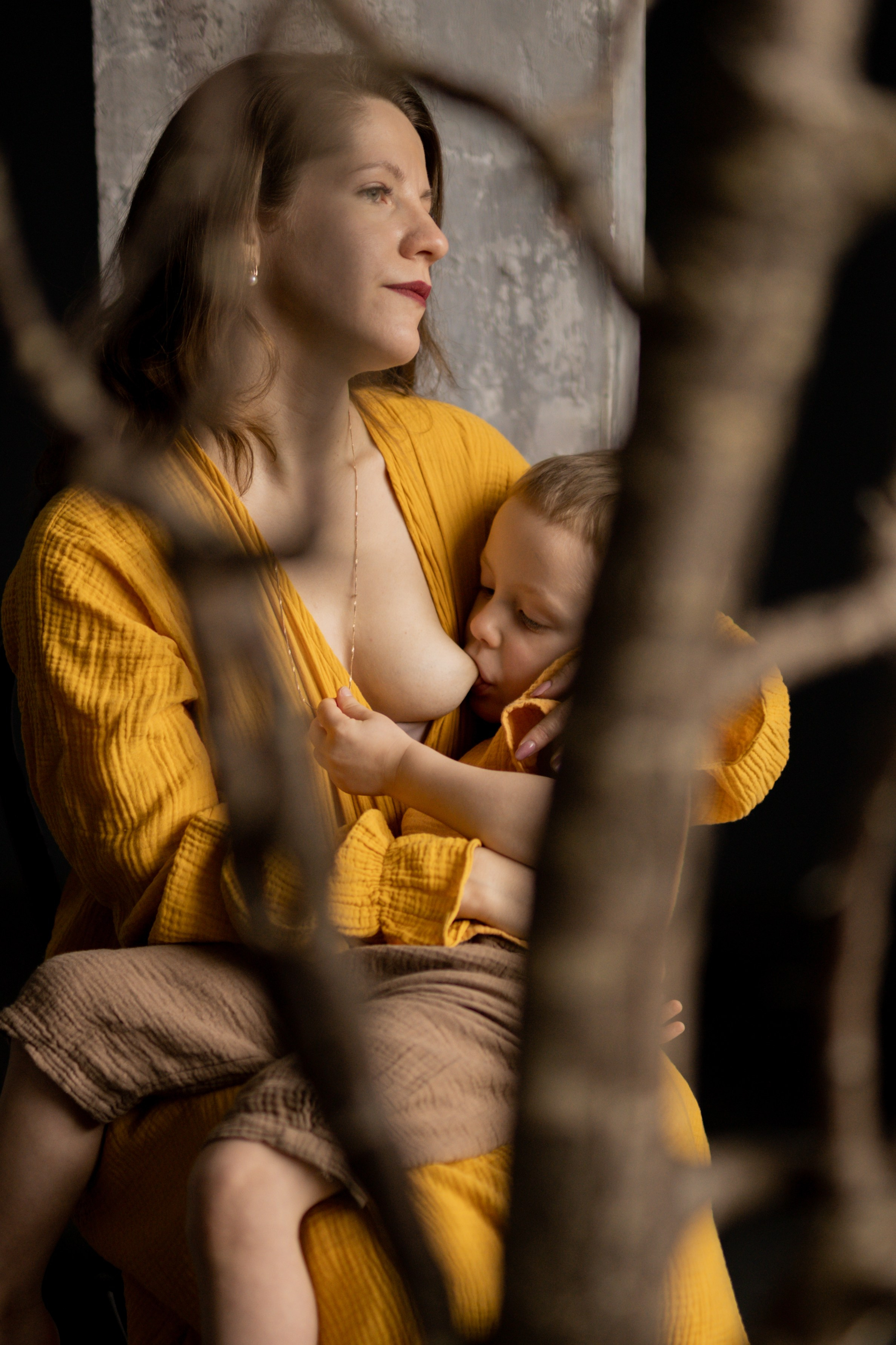 Татьяна и Миша в студии. Фотограф грудного вскармливания в Москве Екатерина