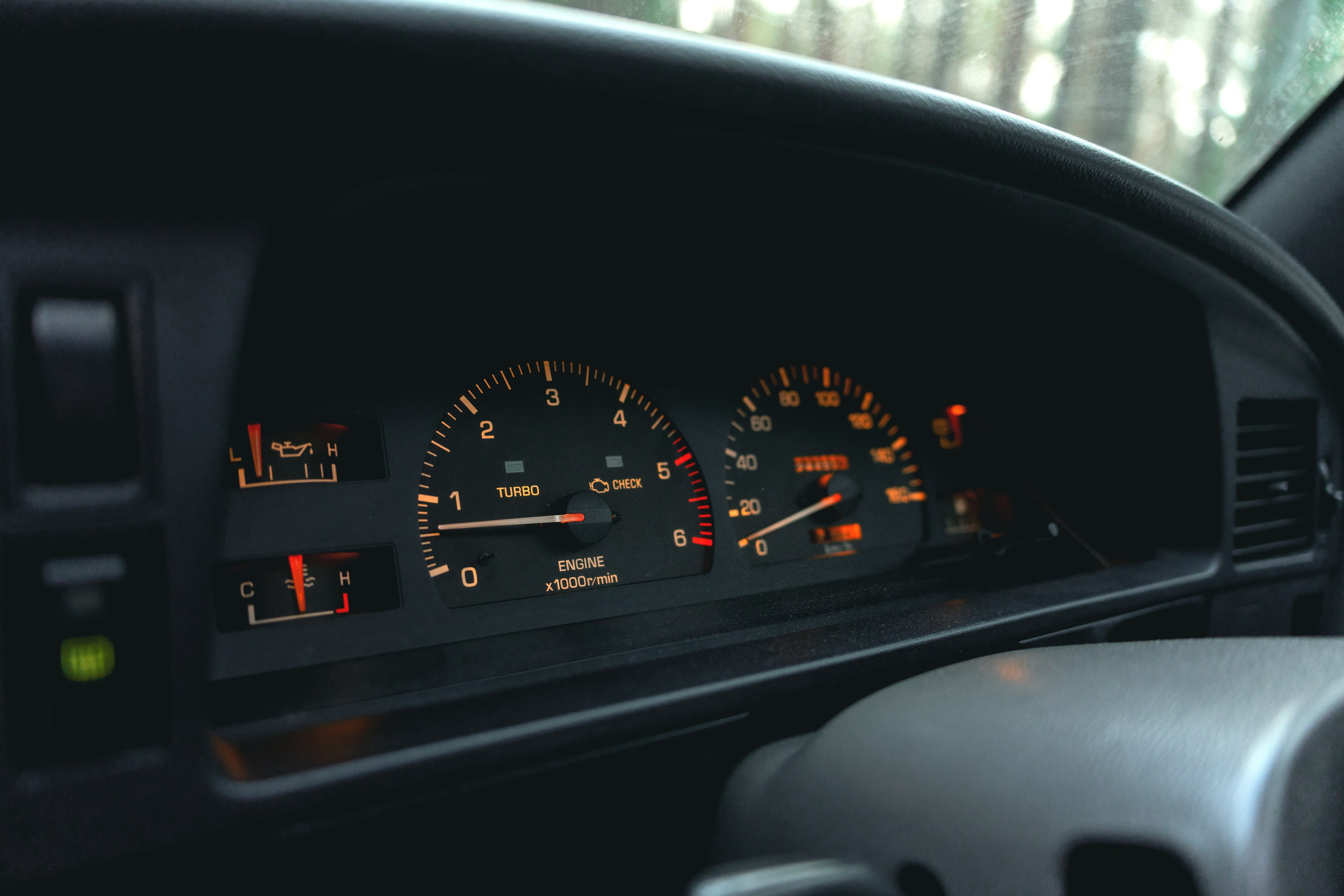 Фотографии TOYOTA HILUX SURF 1992