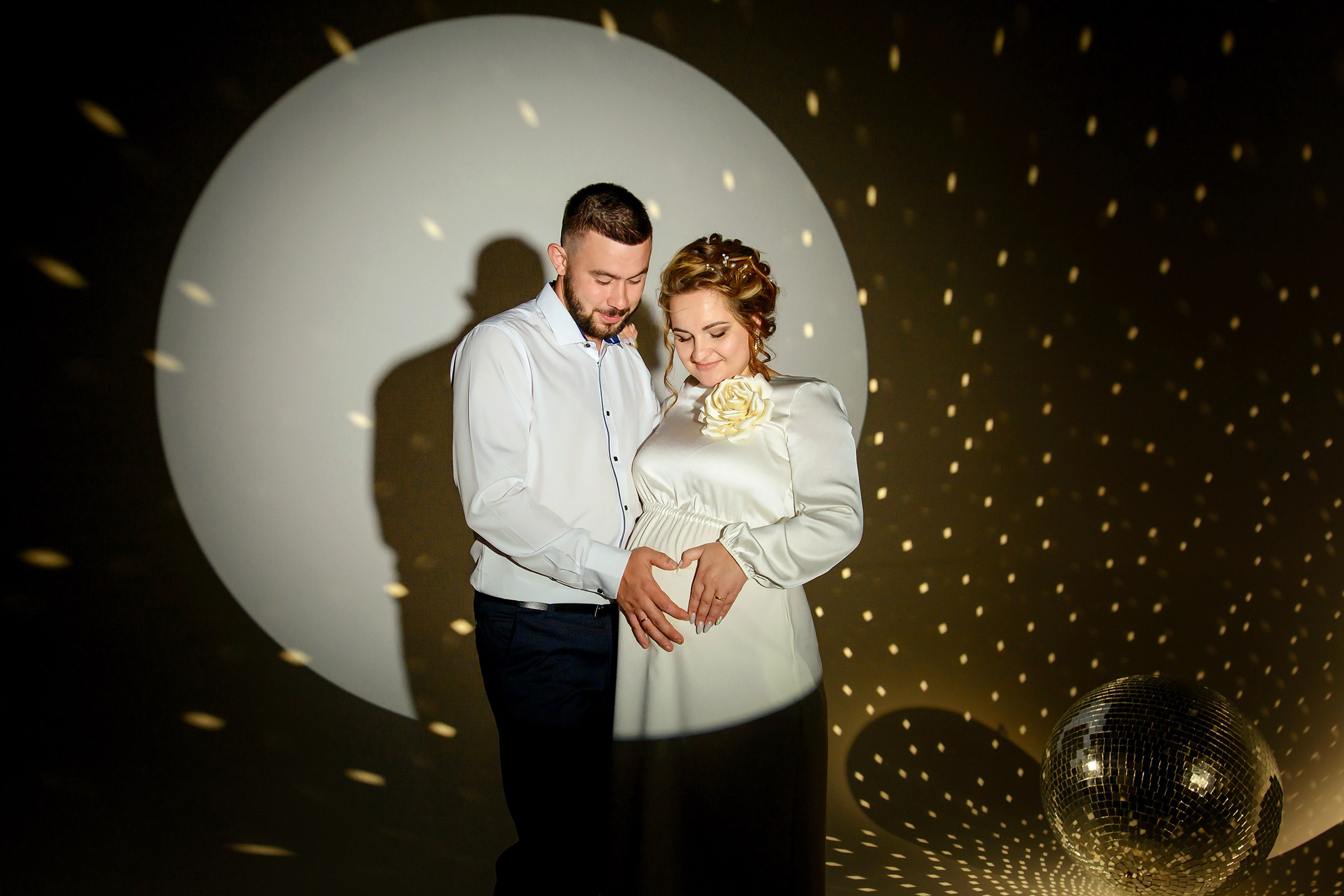 Фотосессии беременности в студии Тольятти. Фотограф Оксана Сафонова г. Тольятти