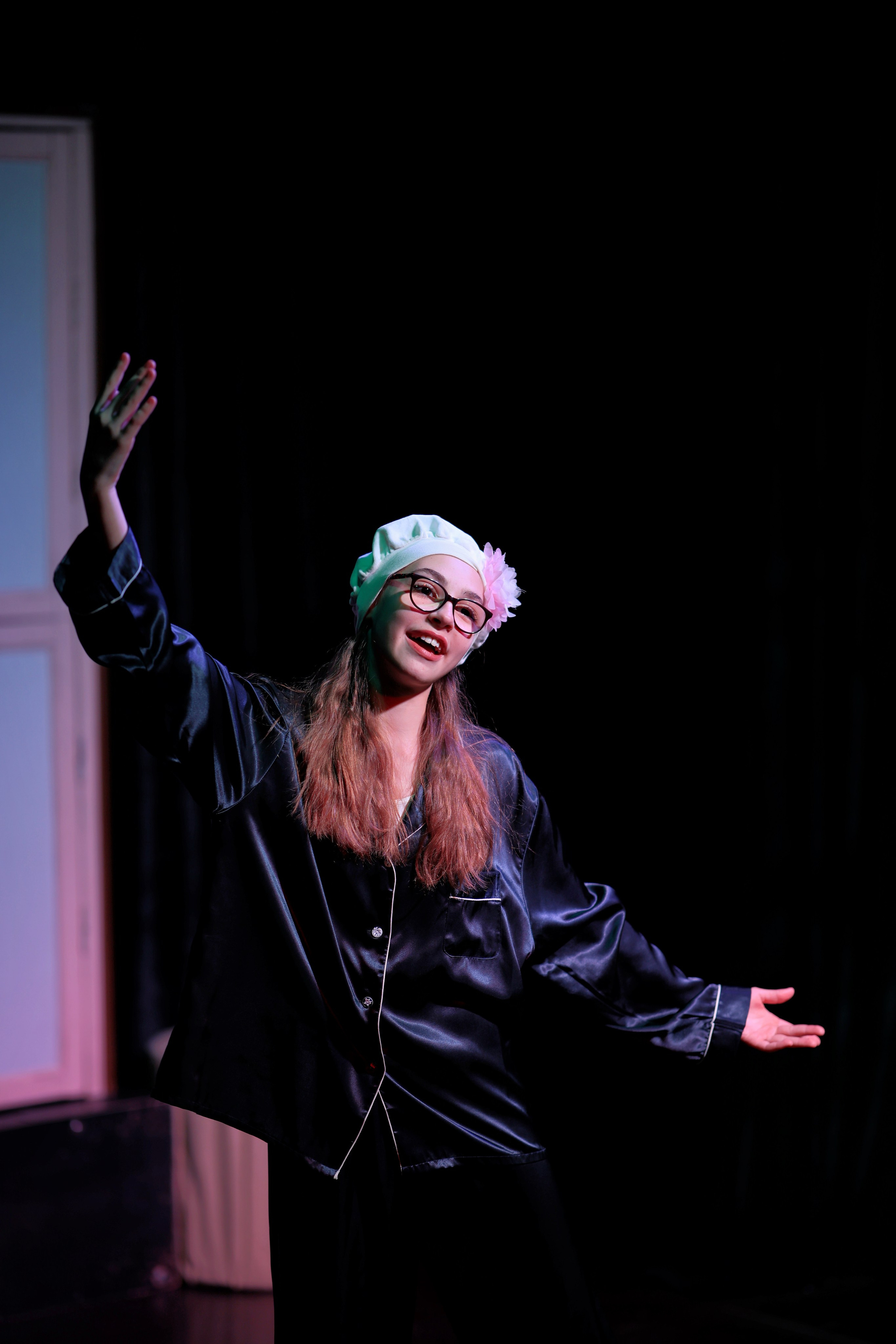 В шкафу с призраком (2). Фотограф Денис Болдинов. Москва