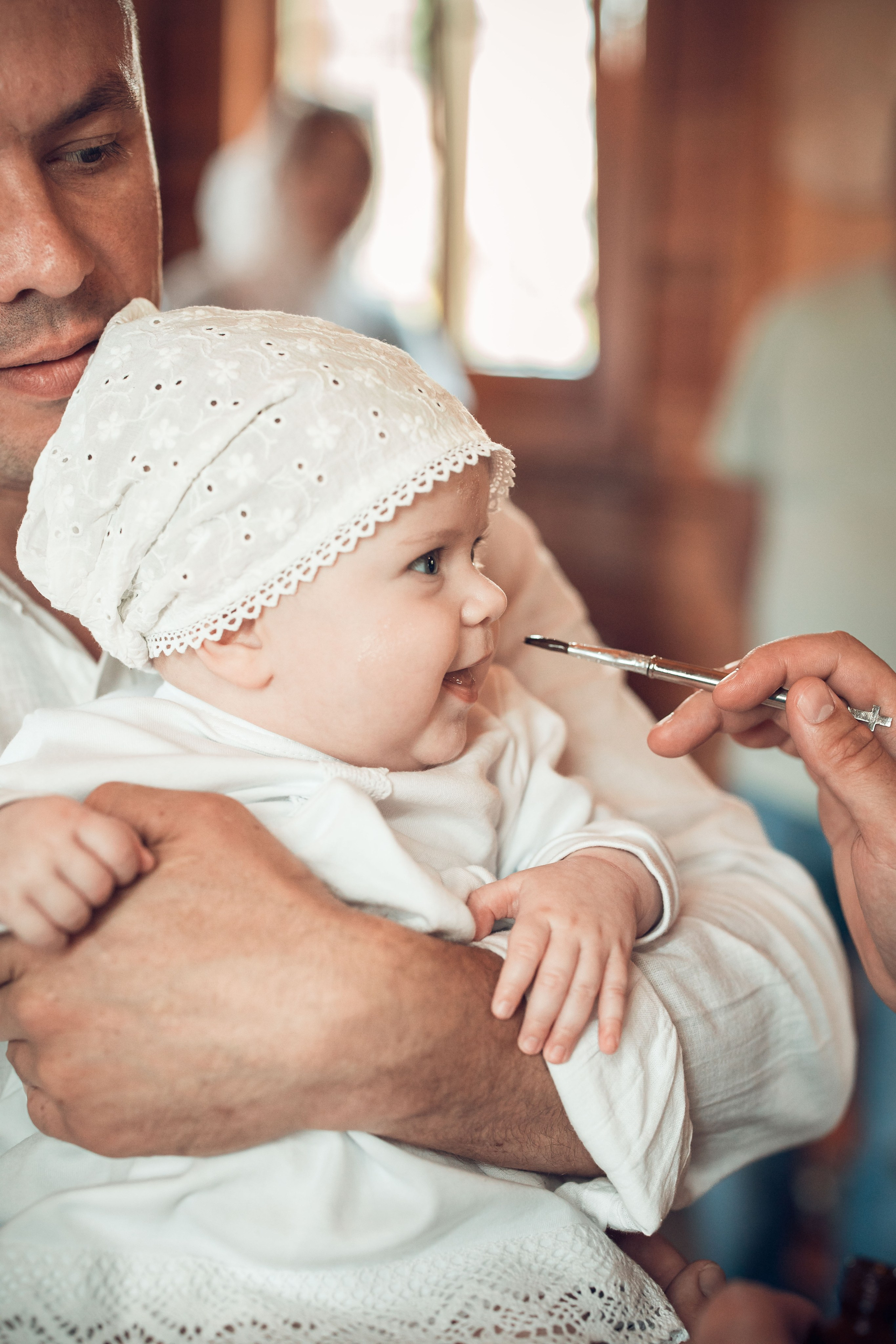 Таинства Крещения и Венчания в Старом Осколе. Фотостудия для новорожденных в Старом Осколе Гильфановых Юрия и Ольги