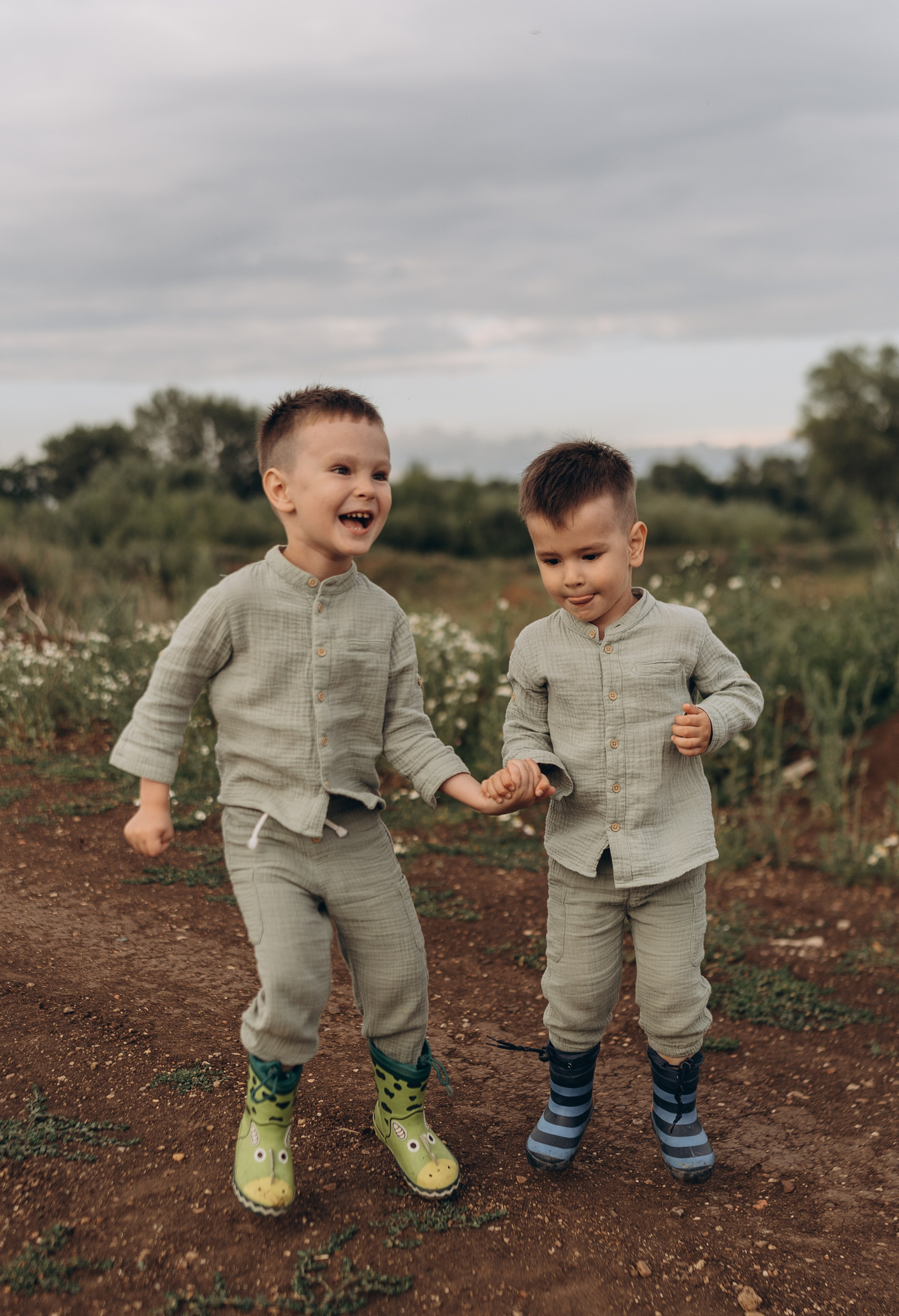 Лето. Ромашки. Семья. Семейный и домашний фотограф в Уфе Ирина Гарасюта