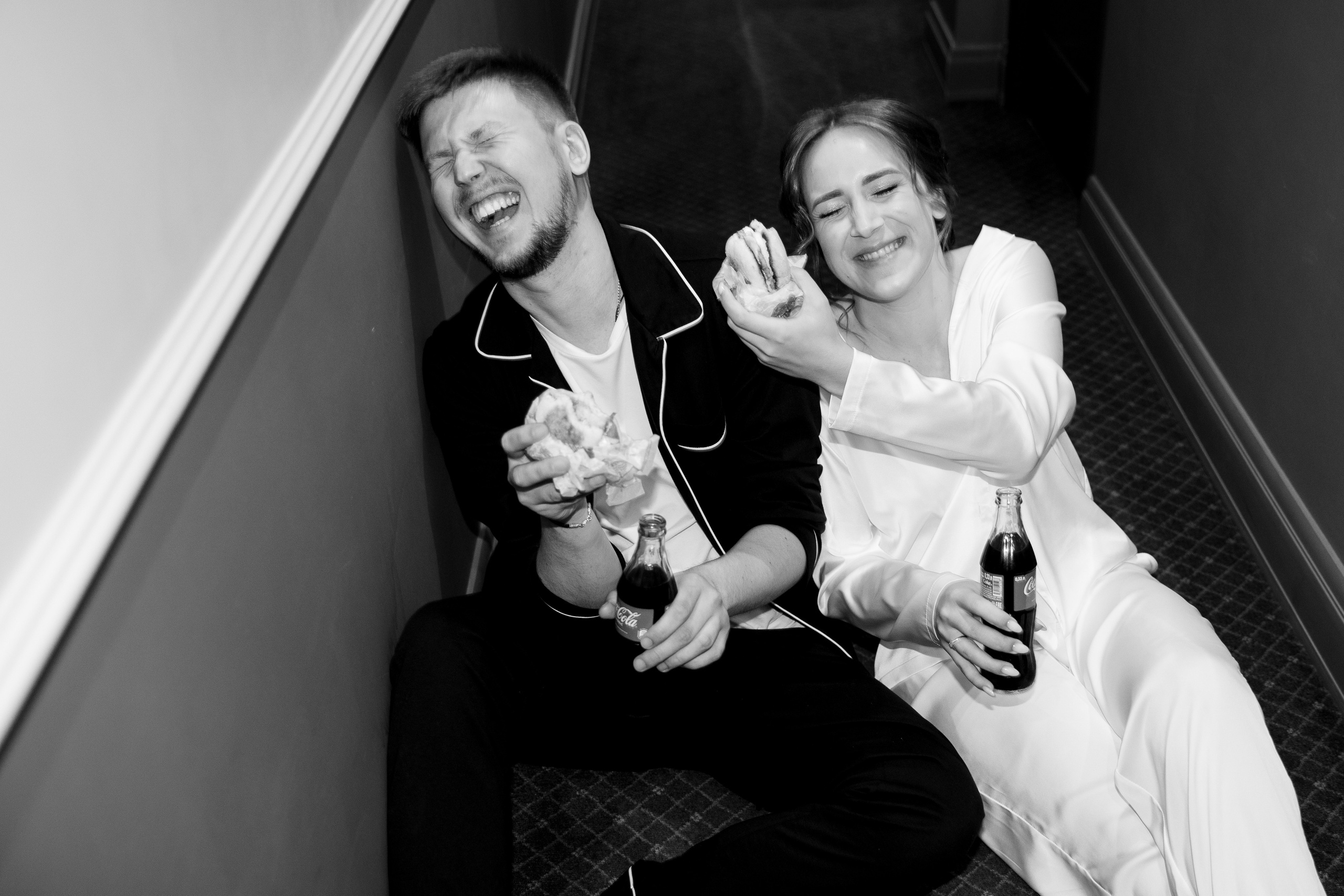 Свадебная фотосессия в апартаментах в центре спб. Свадебный фотограф в Санкт-Петербурге Никита Кузякин