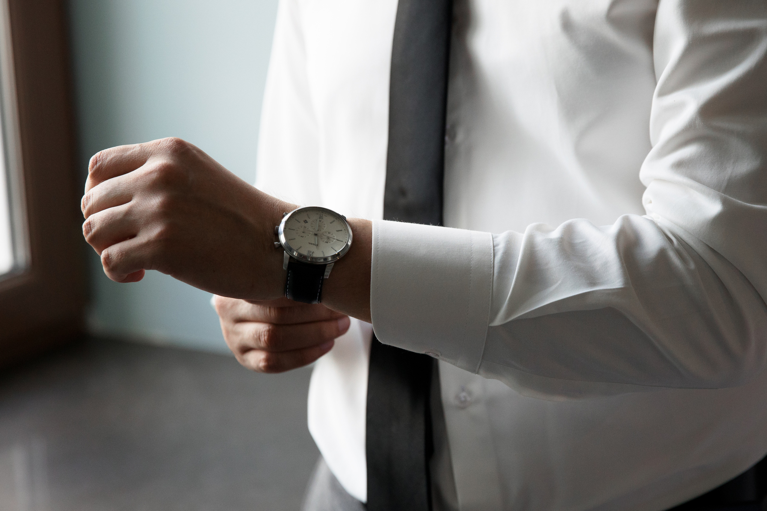 сборы жениха в отеле