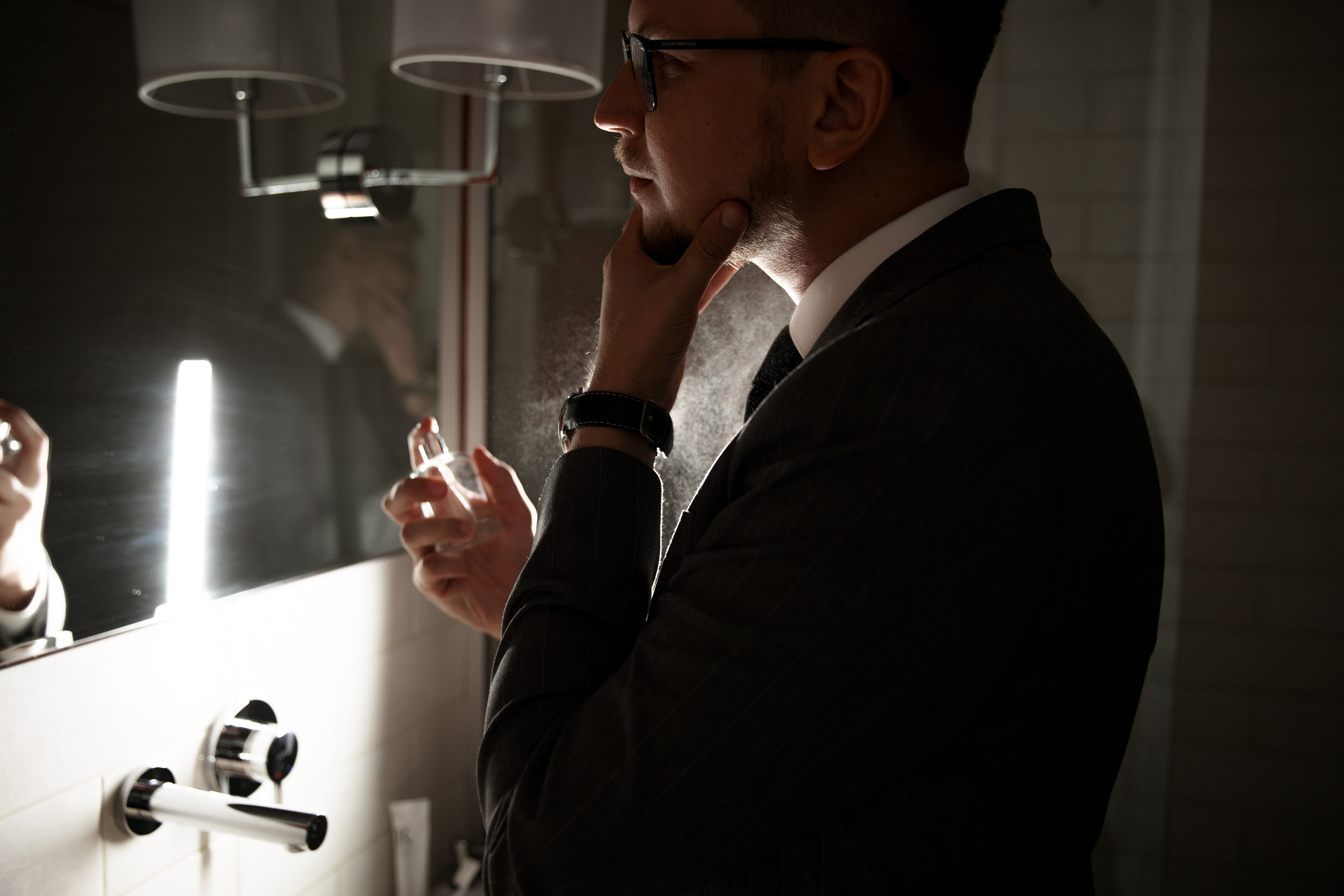 сборы жениха в апартаментах