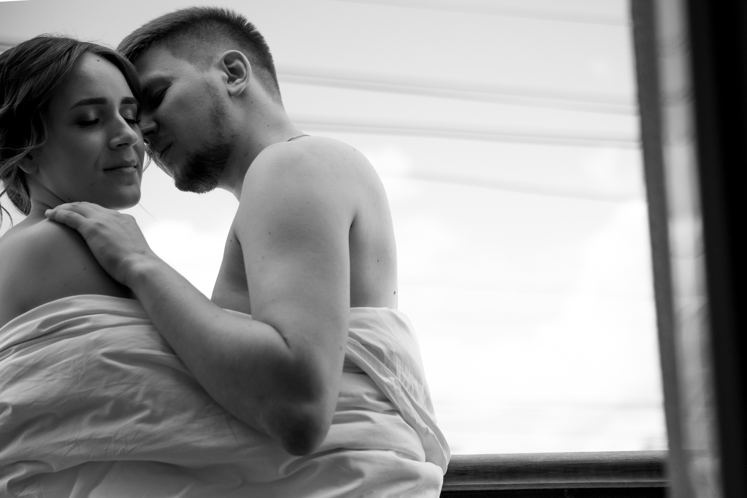 Свадебная фотосессия в апартаментах в центре спб. Свадебный фотограф в Санкт-Петербурге Никита Кузякин