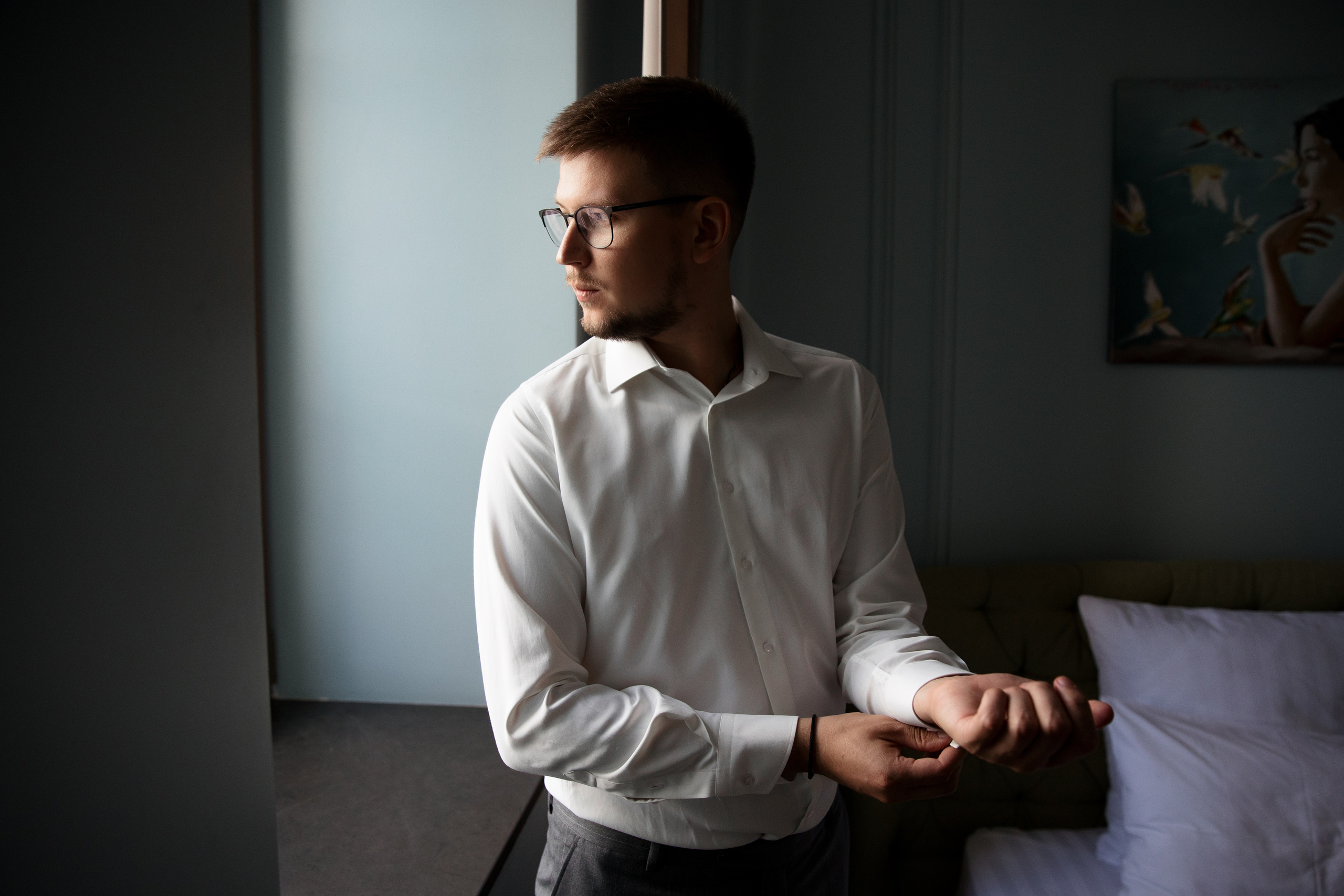 сборы жениха в отеле