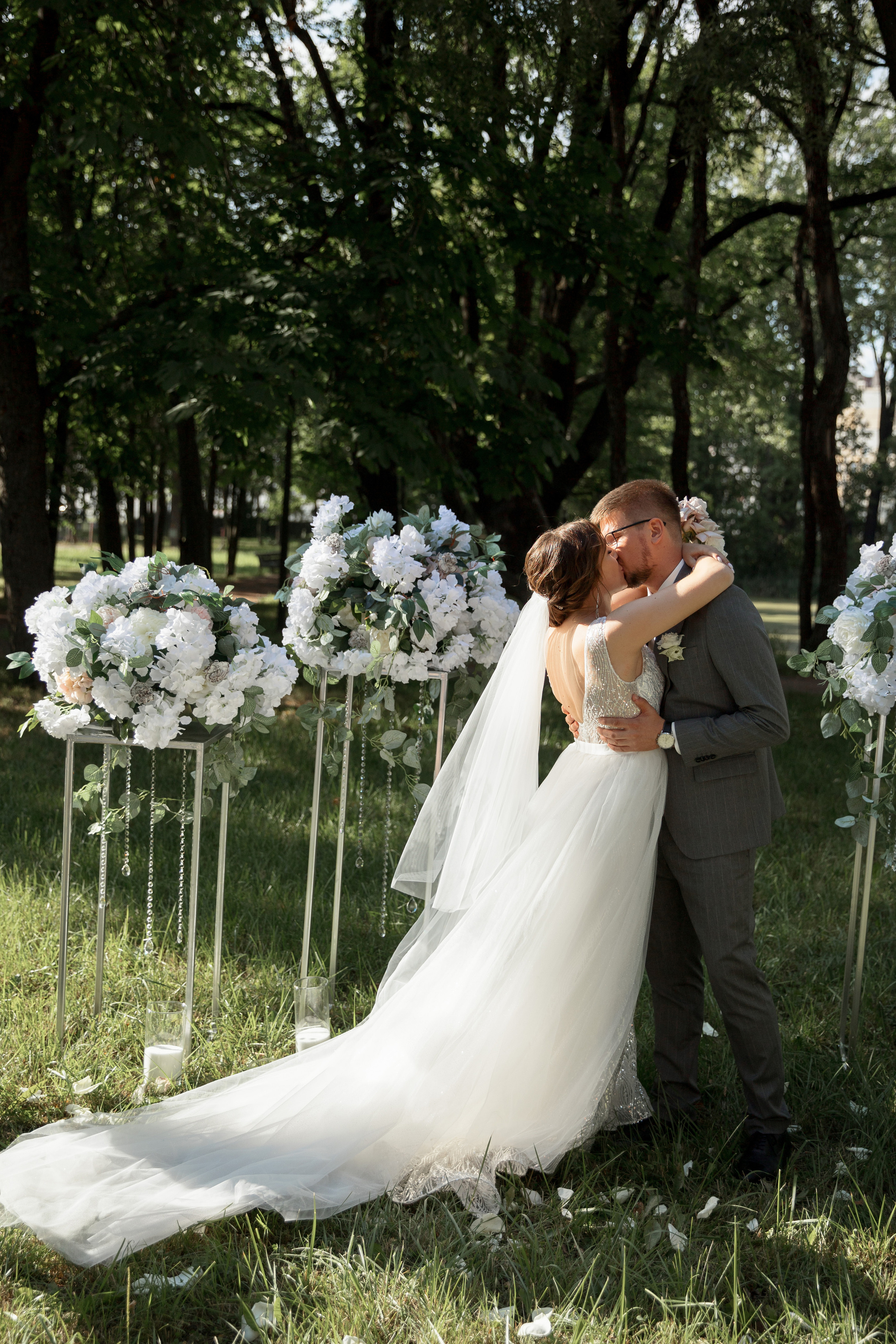 Свадебная фотосессия в апартаментах в центре спб. Свадебный фотограф в Санкт-Петербурге Никита Кузякин