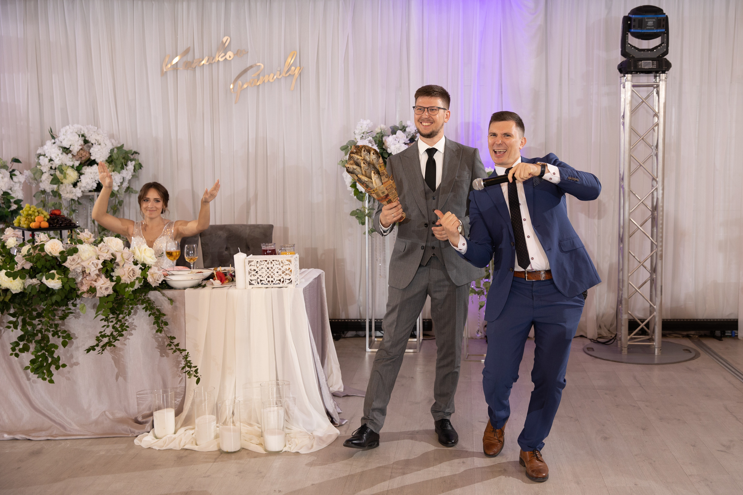 Свадебная фотосессия в апартаментах в центре спб. Свадебный фотограф в Санкт-Петербурге Никита Кузякин