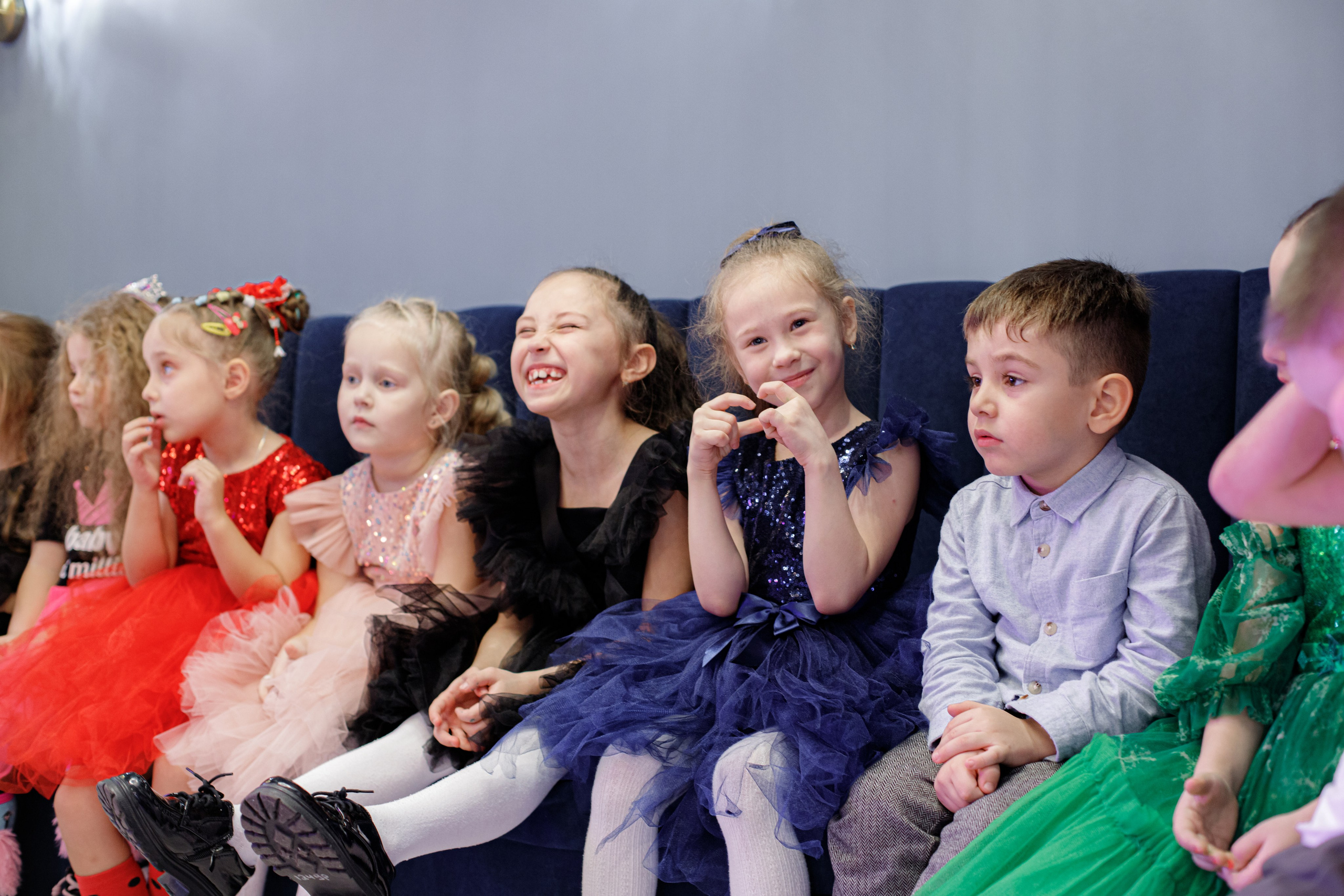 ASIA'S BIRTHDAY PARTY. Photokarish