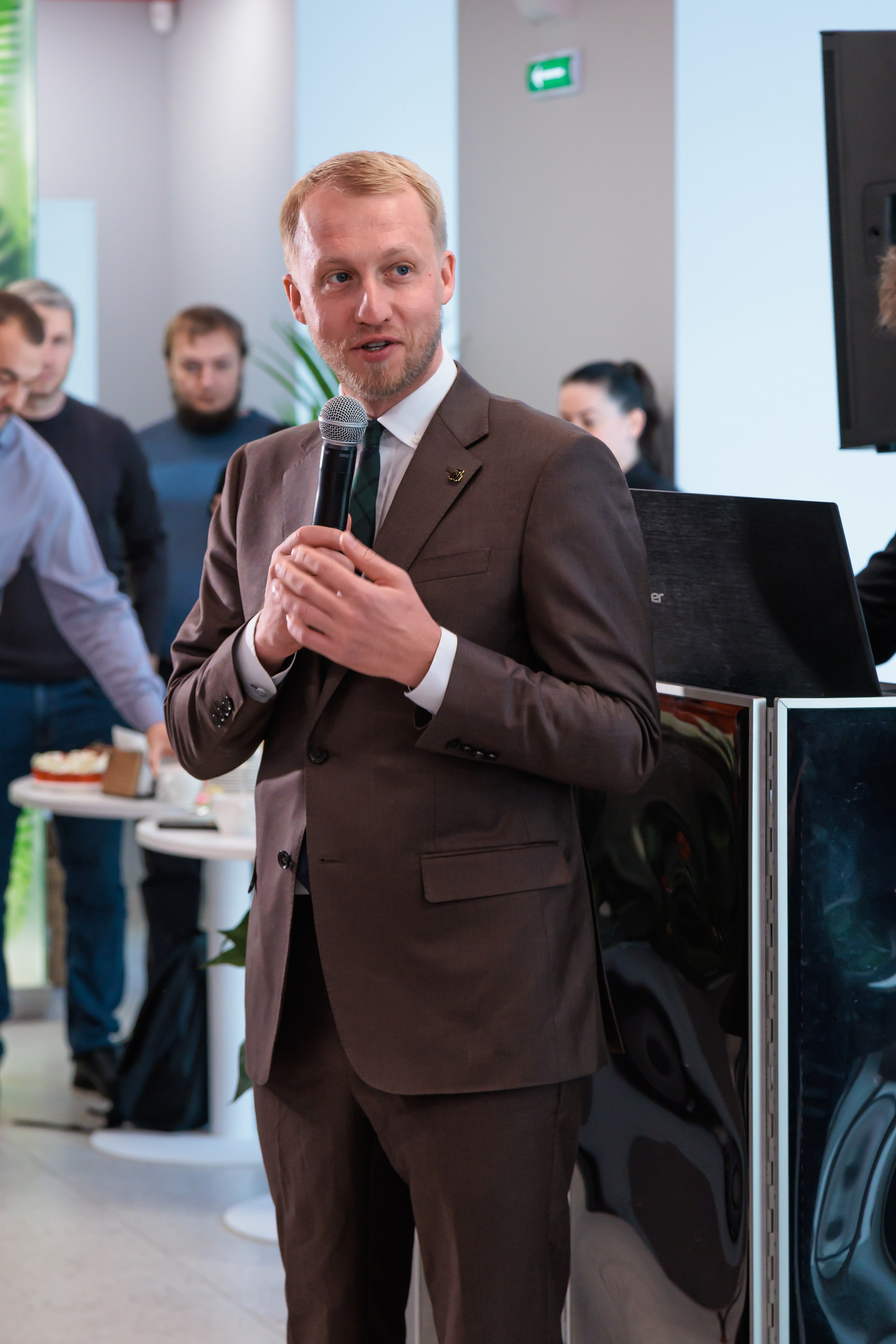 Открытие филиала Альфа-банк. Фотограф Антон Клейнос, Владивосток