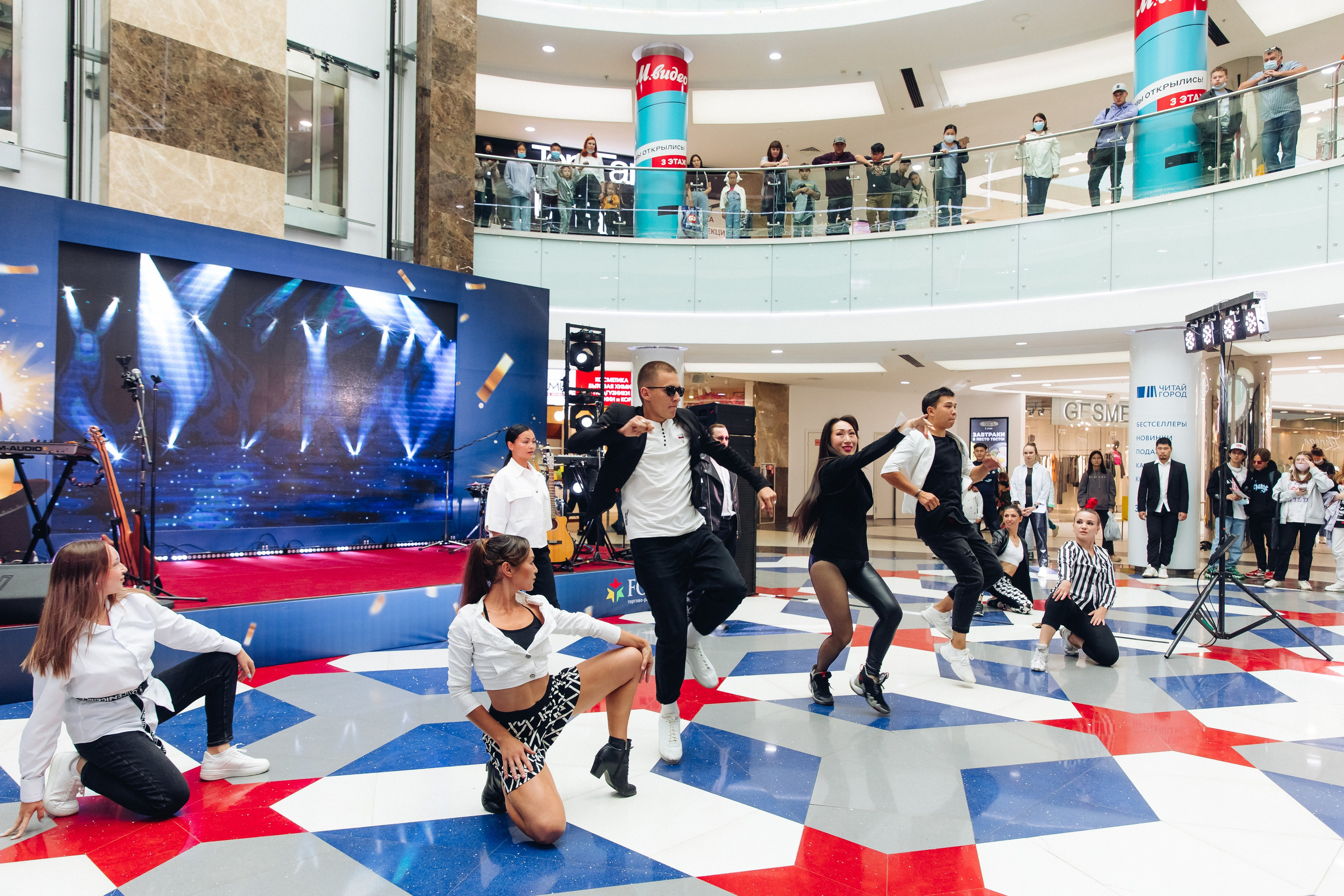 5 лет ТЦ Форум. Свадебный и семейный фотограф в Улан-Удэ