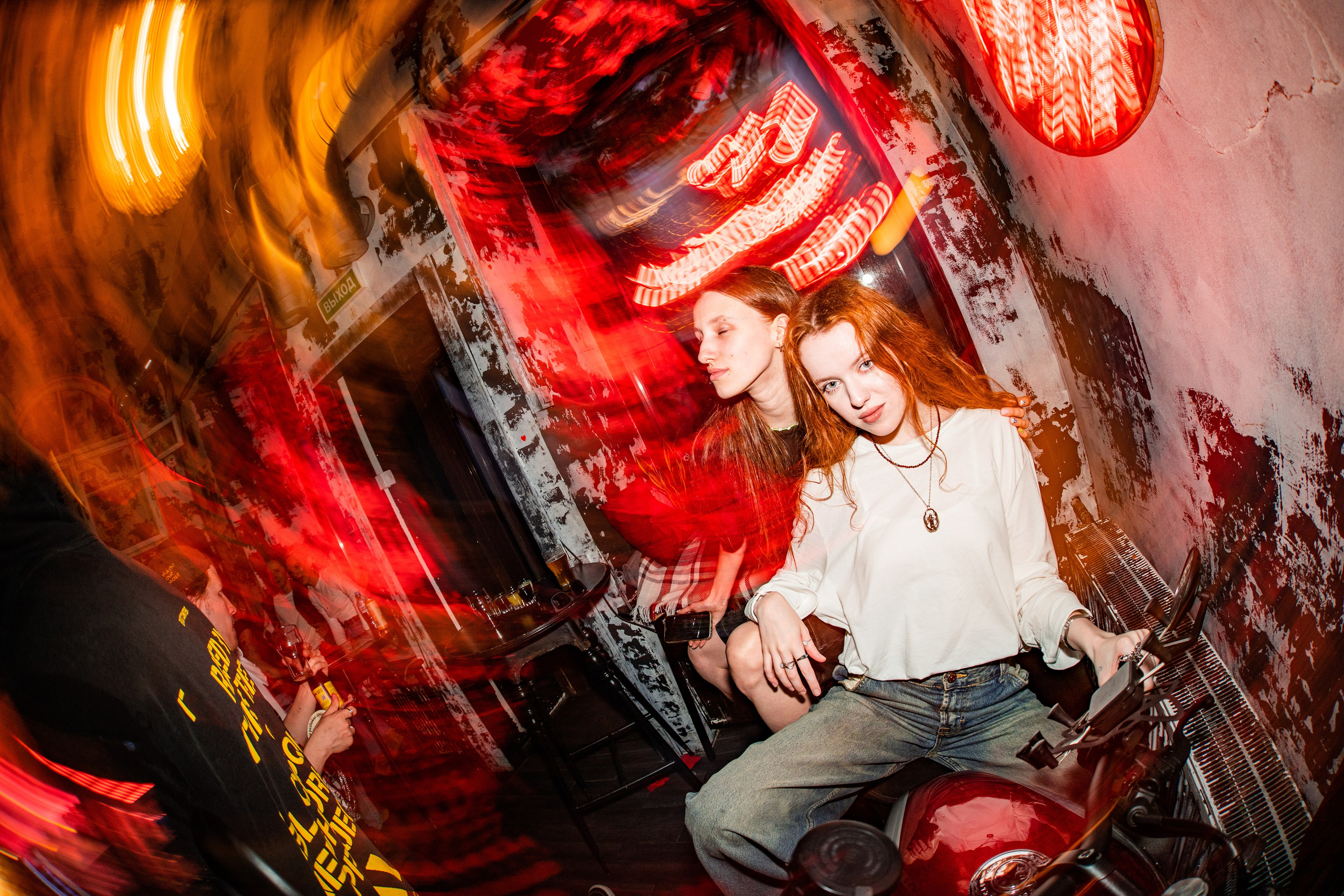 Панк-вечеринка в Баре разбитых сердец. Концертный и репортажный фотограф в Санкт-Петербурге Слава Пахомов