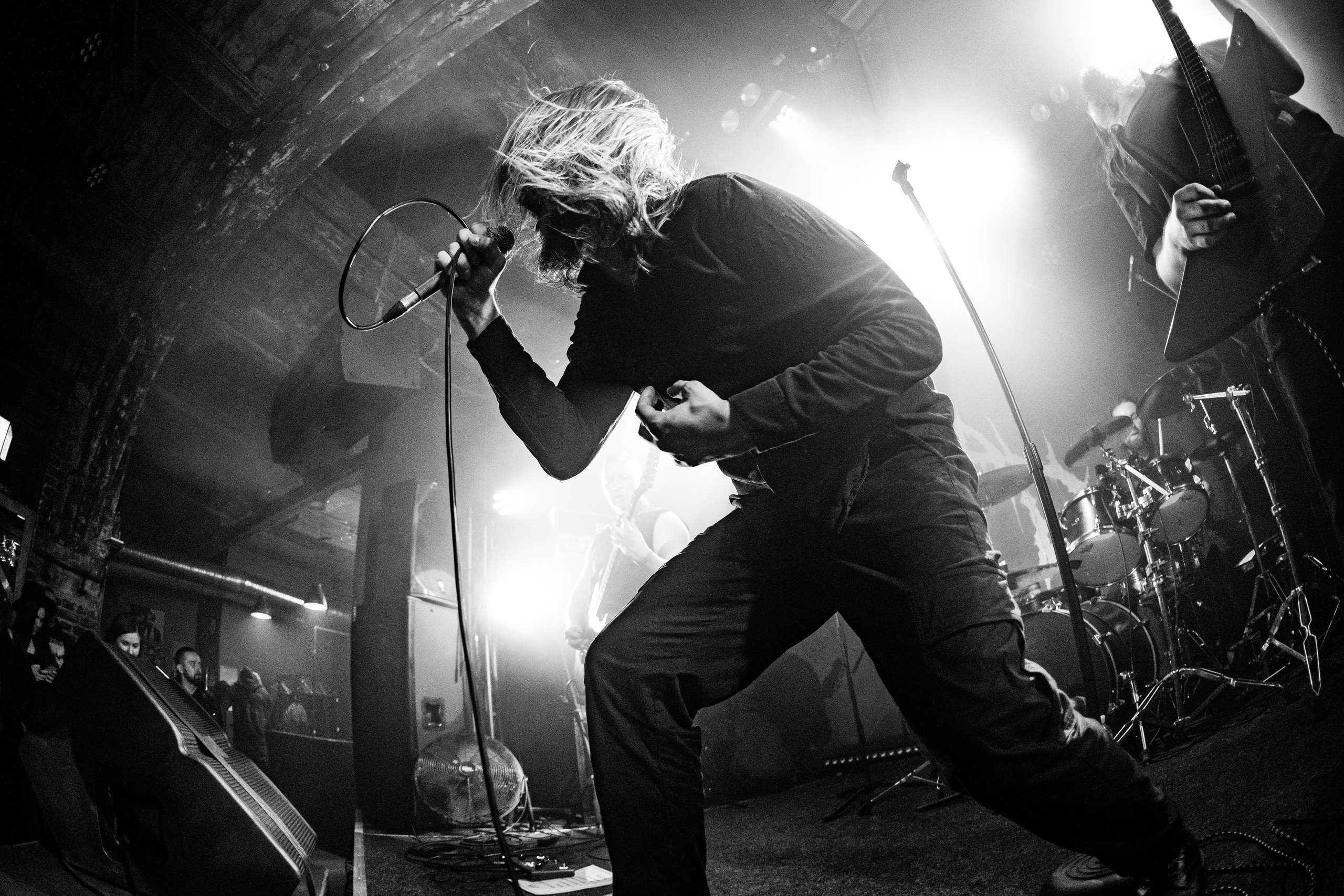 ИЛ • Minuala • Khlad|Цоколь 2.0. Концертный и репортажный фотограф в Санкт-Петербурге Слава Пахомов