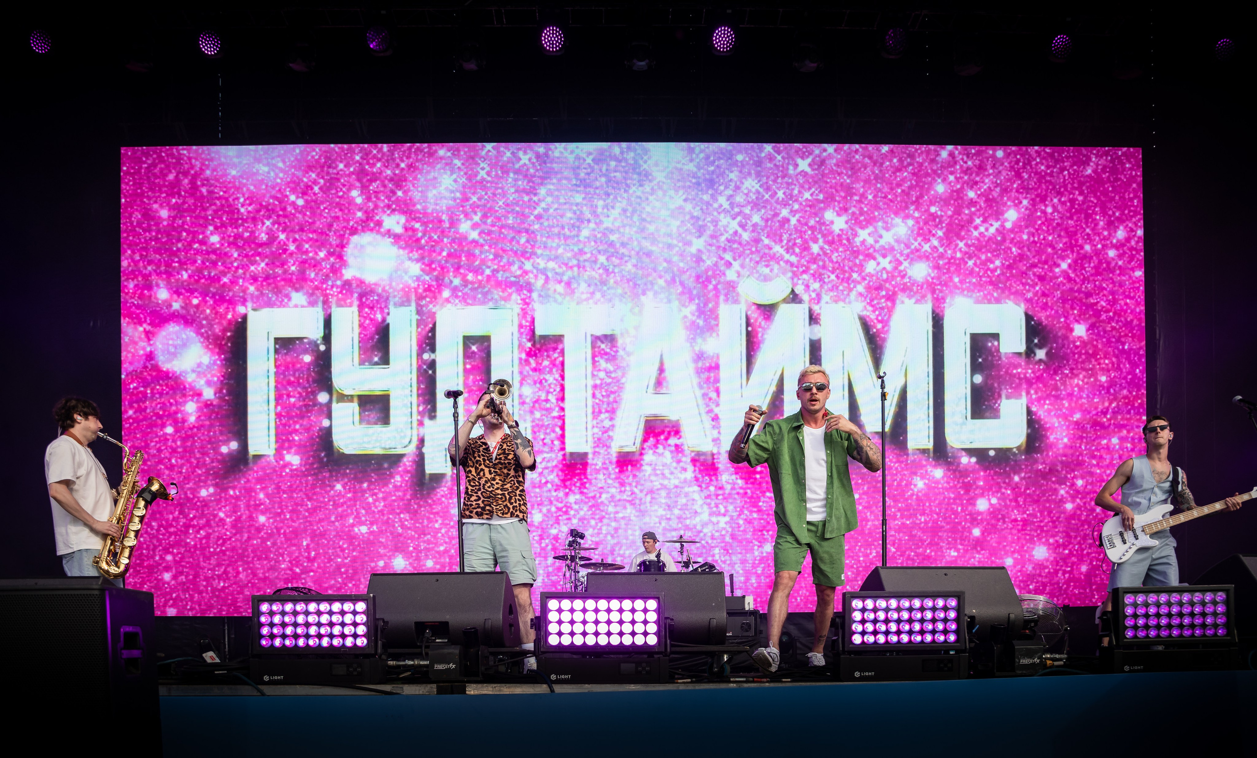 ROCK MUSIC. NE Cinema — backstage and reportage photography in cinema, music, Automotive and sport