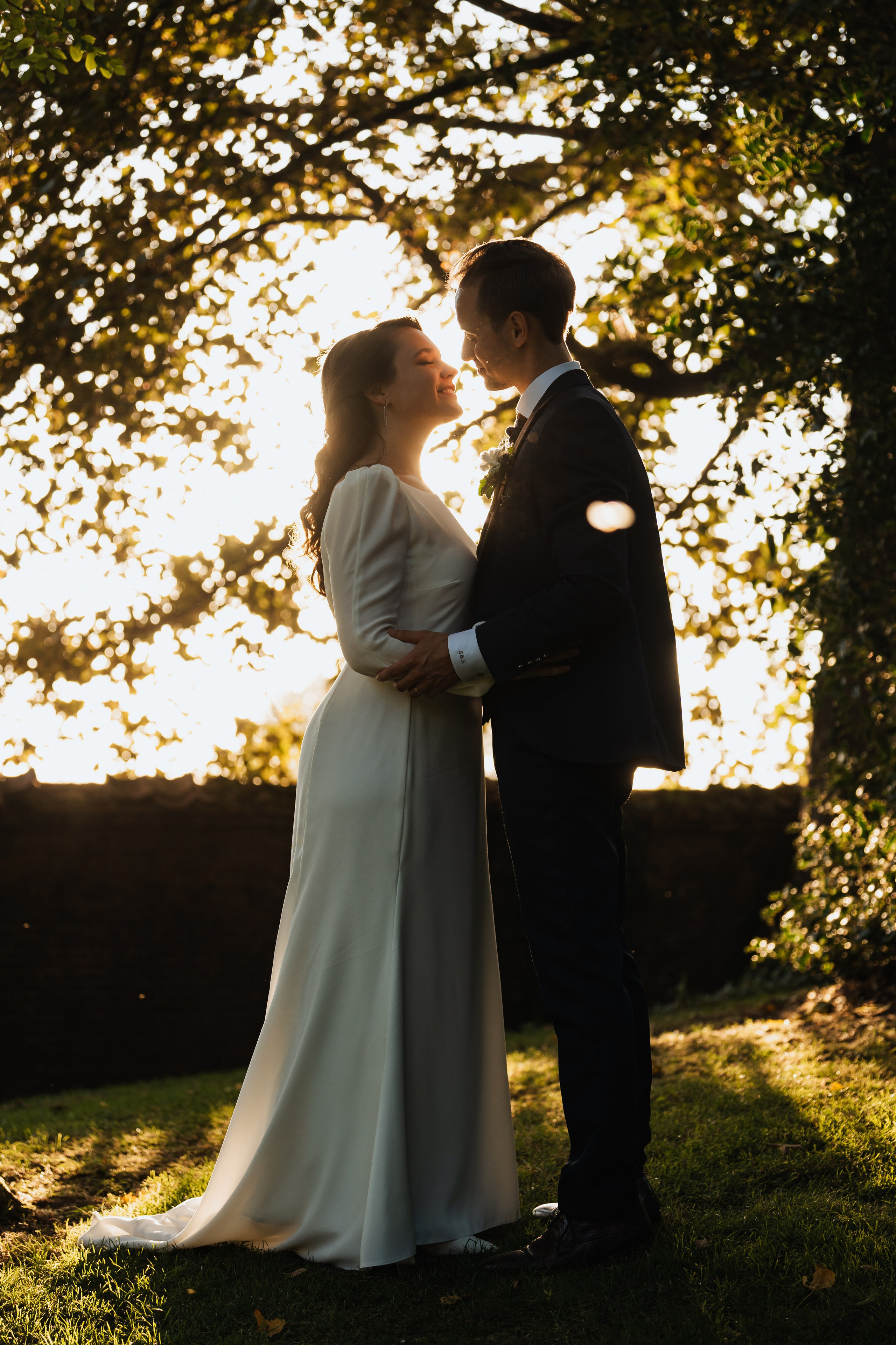 …Eternal devotion. Golden Moments Editing — We do Wedding’s Retouch and Video Editing