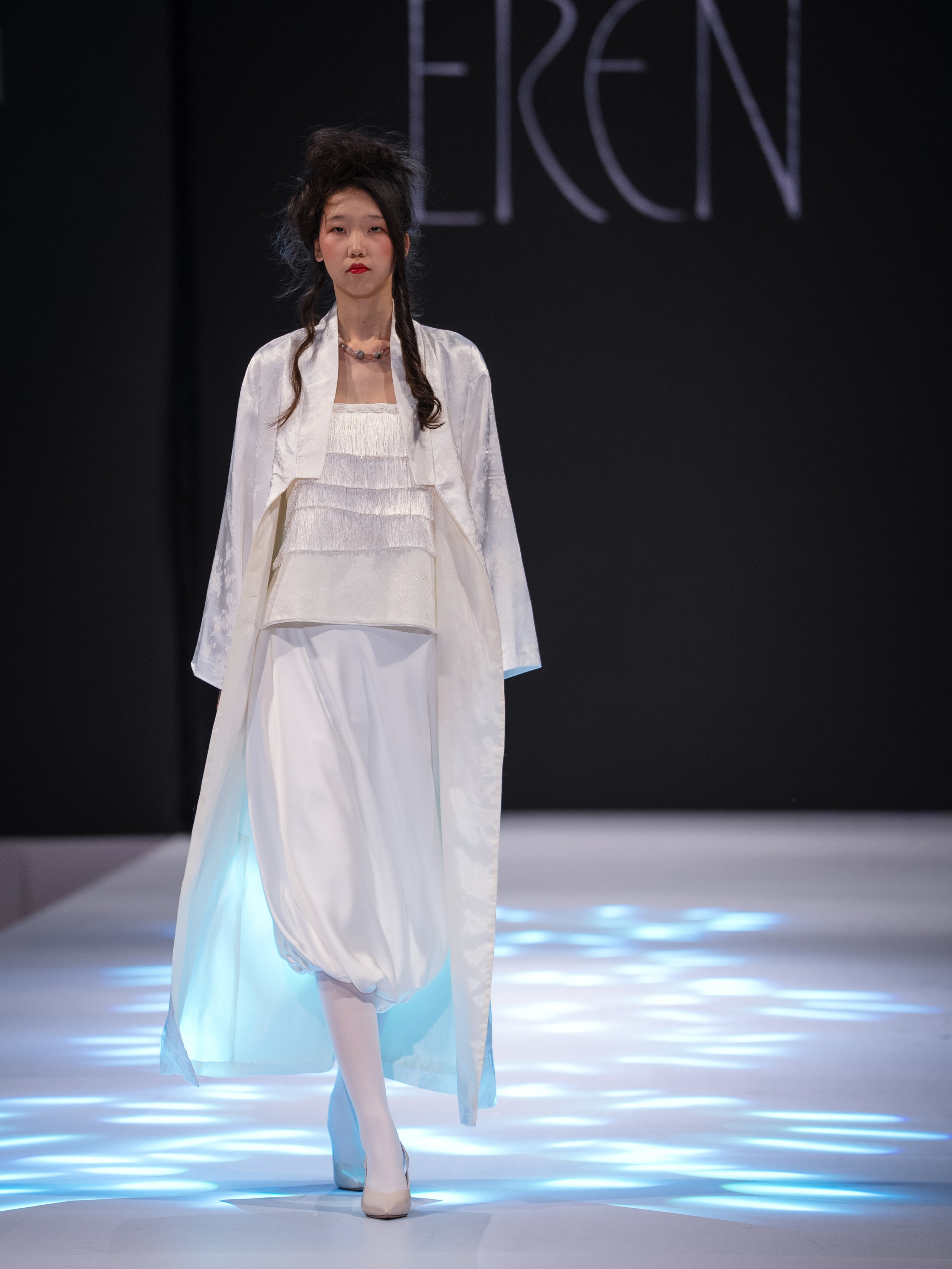 EURASIAN FASHION WEEK Eren. Сайт Алматинского НЮ АРТ, будуар и фэшн фотографа Дениса Карпенко